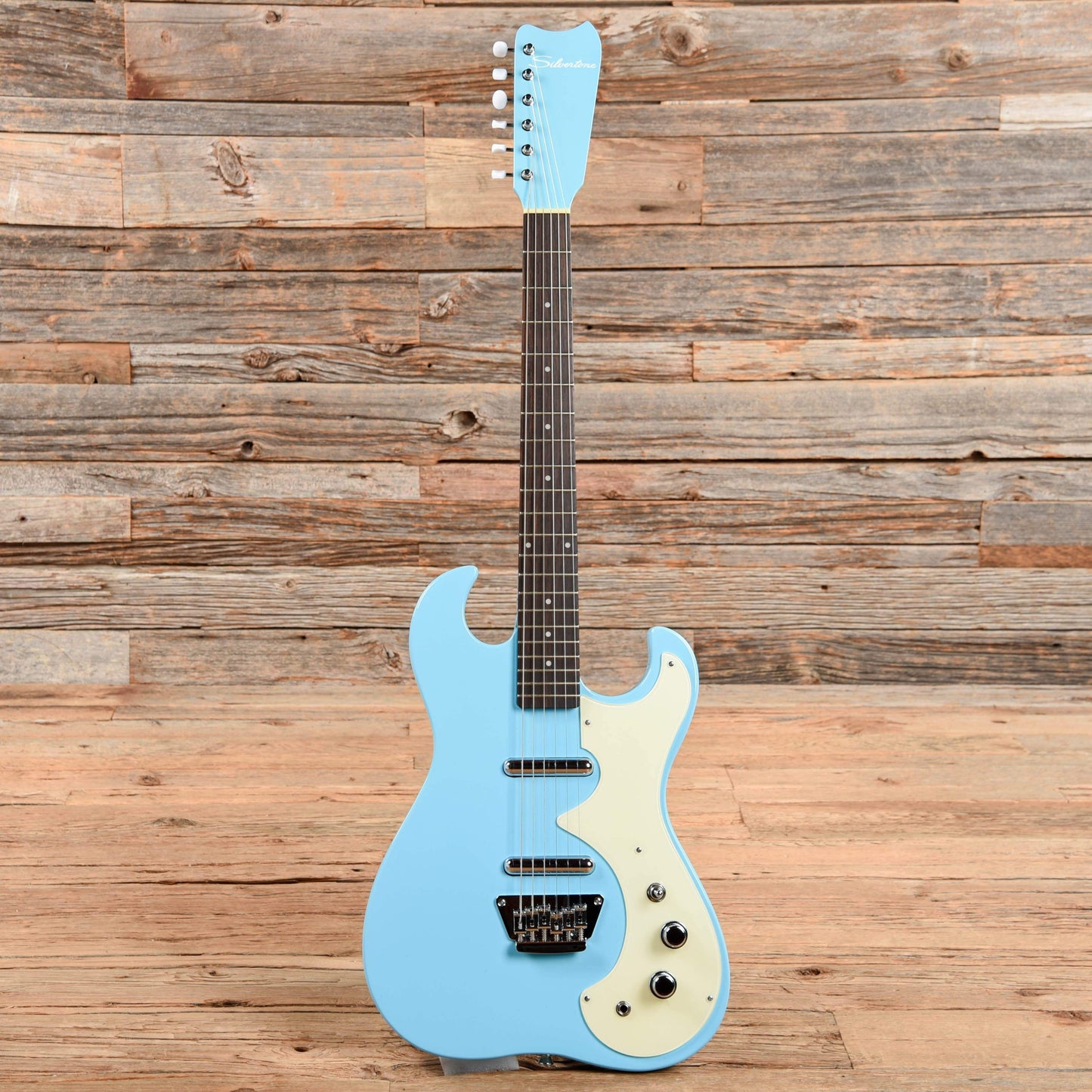 Silvertone 1449 Daphne Blue Electric Guitars / Solid Body