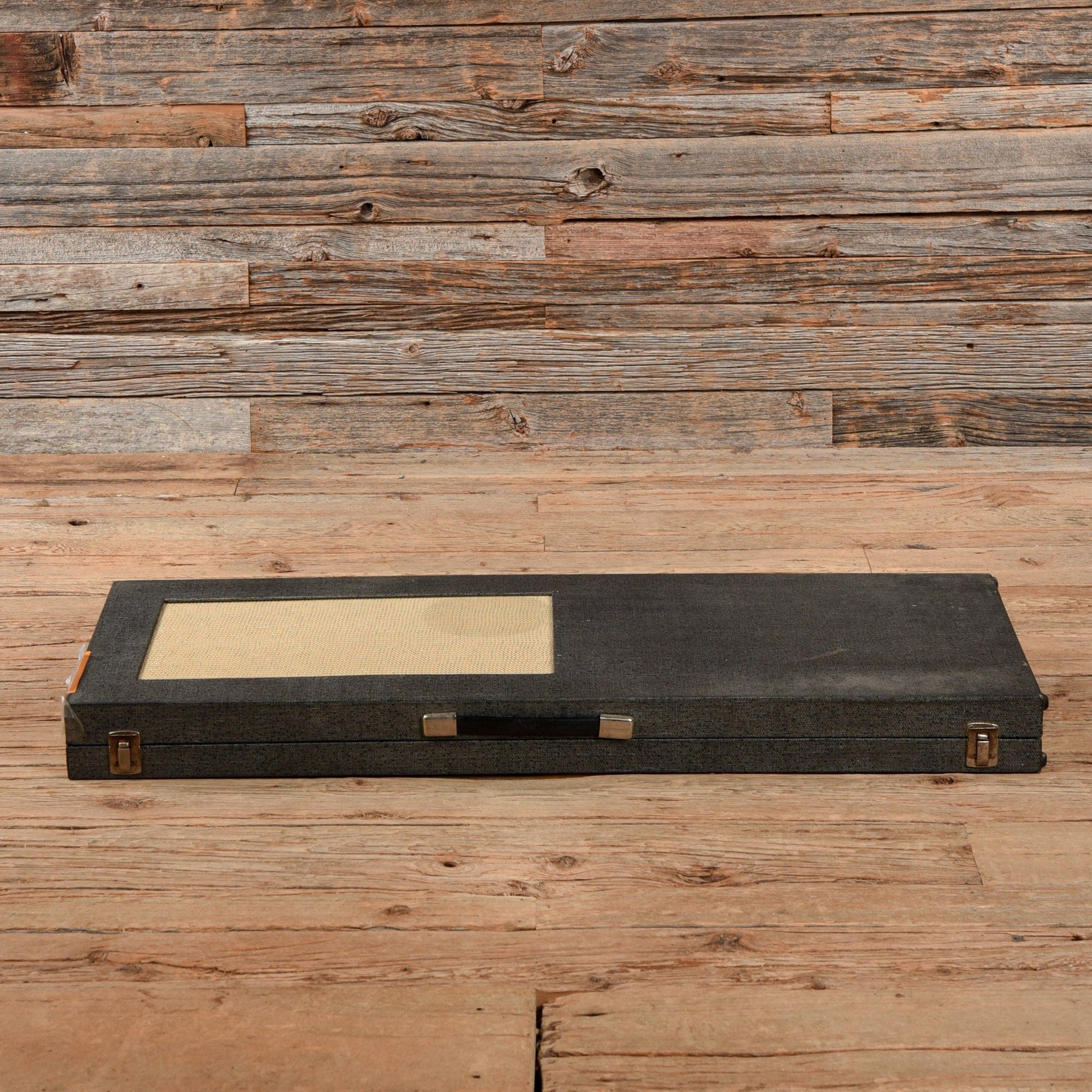 Silvertone Model 1457 Amp-In-Case Red Burst Sparkle 1960s Electric Guitars / Solid Body