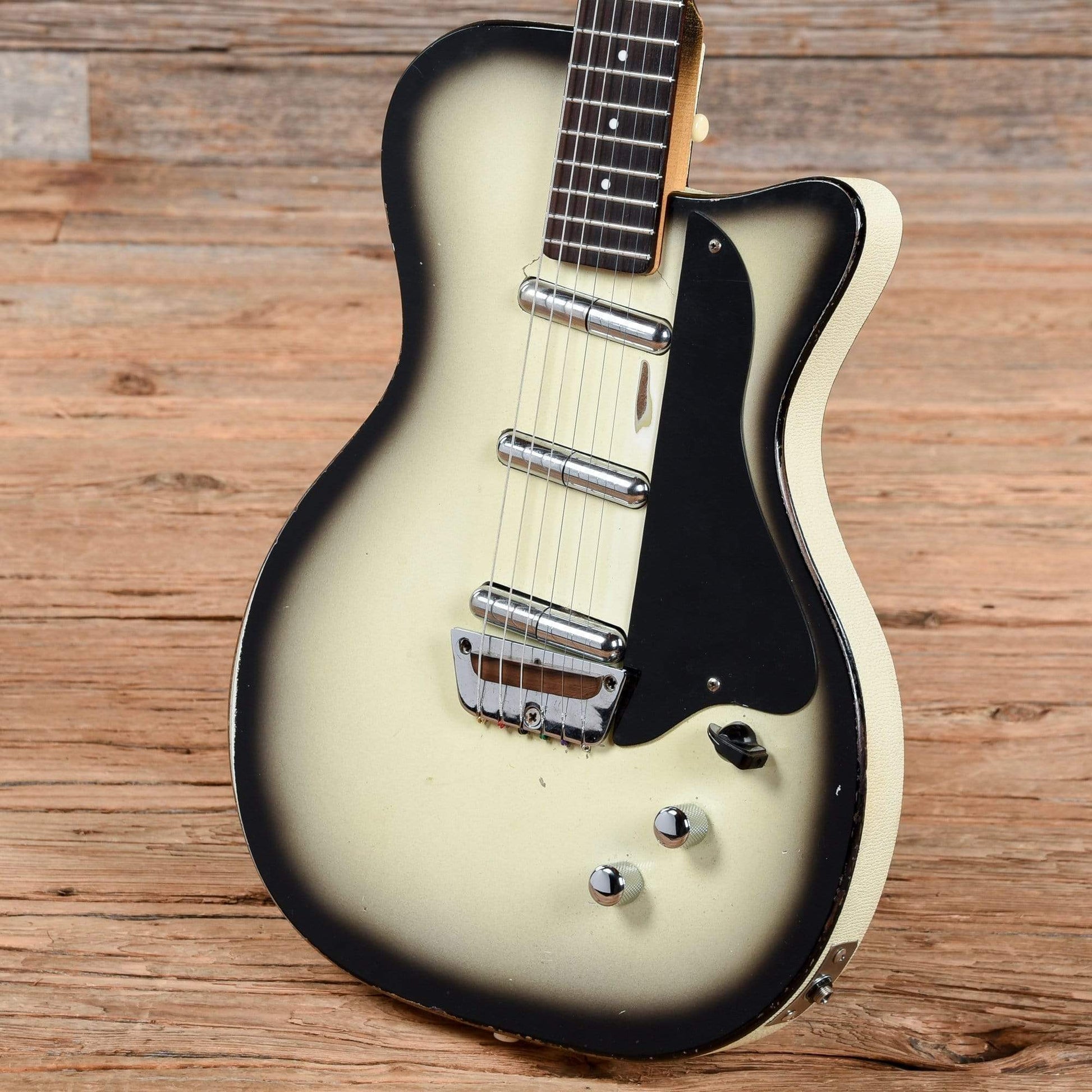 Silvertone  Silverburst 1959 Electric Guitars / Solid Body