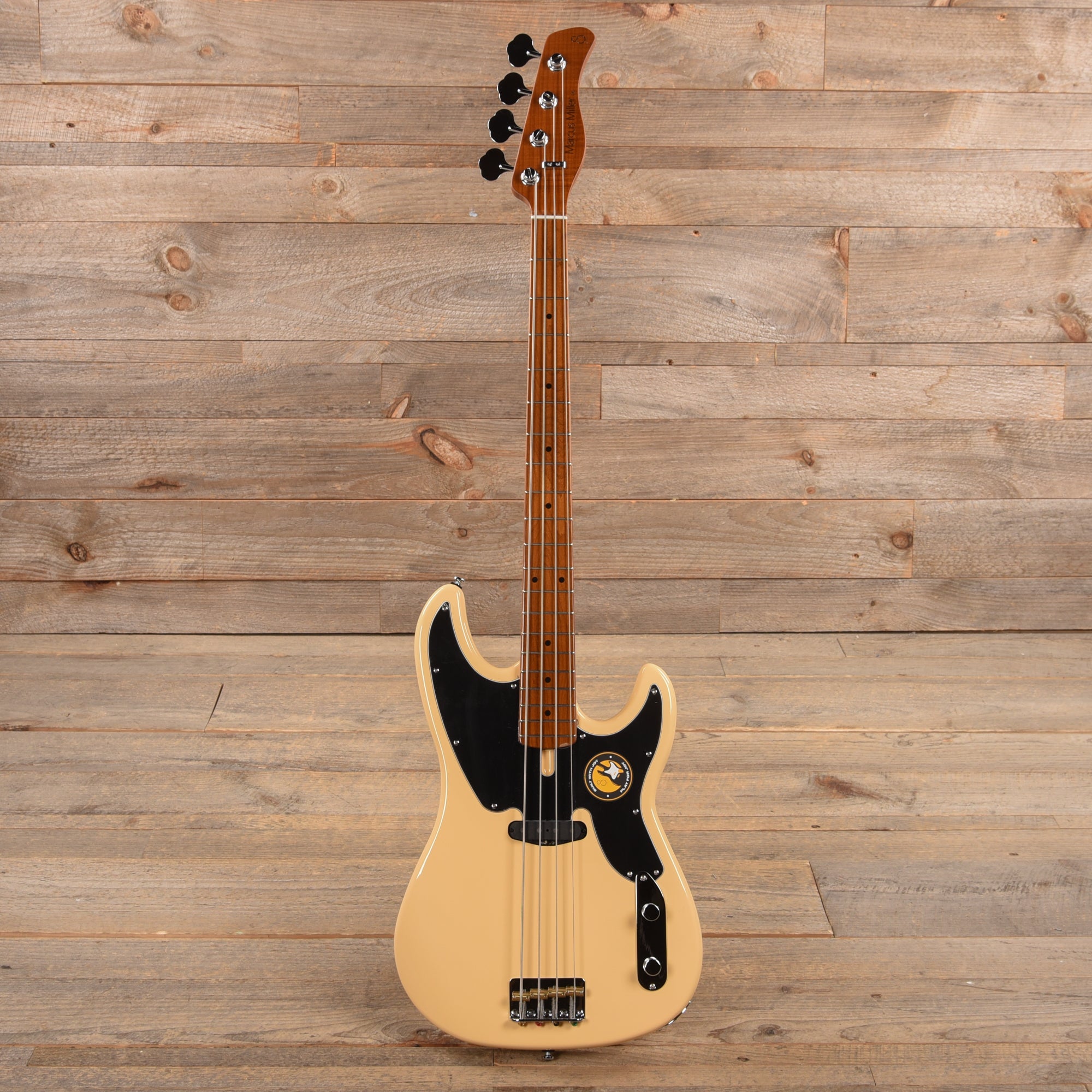 Sire Marcus Miller D5 Alder 4-String Vintage White Bass Guitars / 4-String