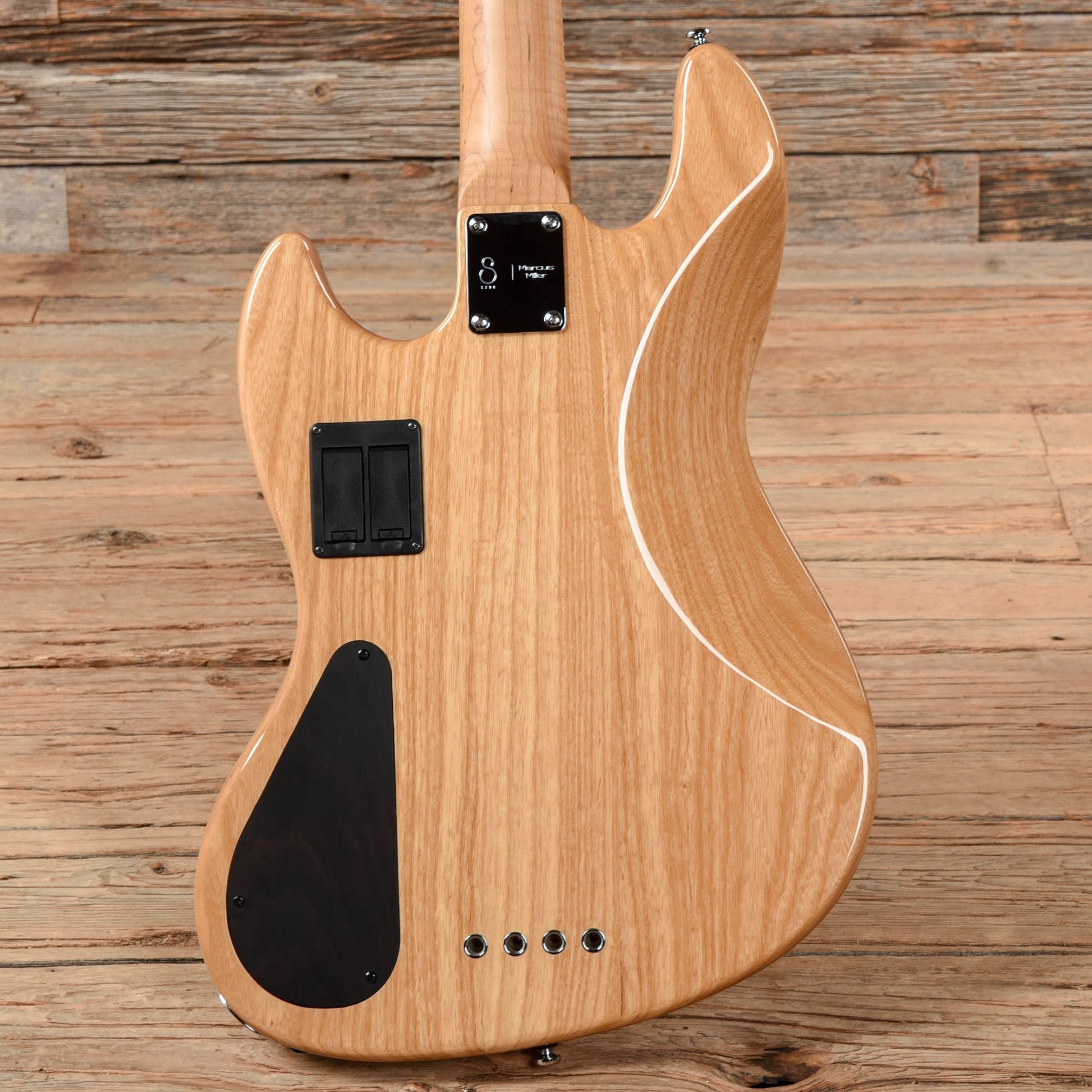 Sire Marcus Miller V10 Natural Bass Guitars / 4-String