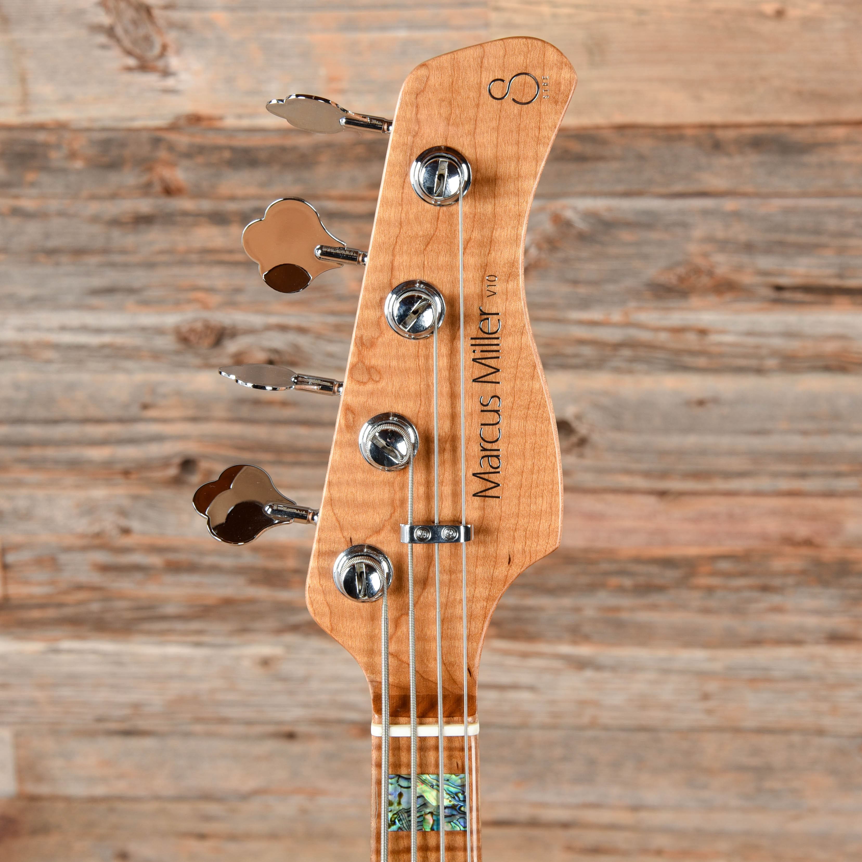 Sire Marcus Miller V10 Natural Bass Guitars / 4-String