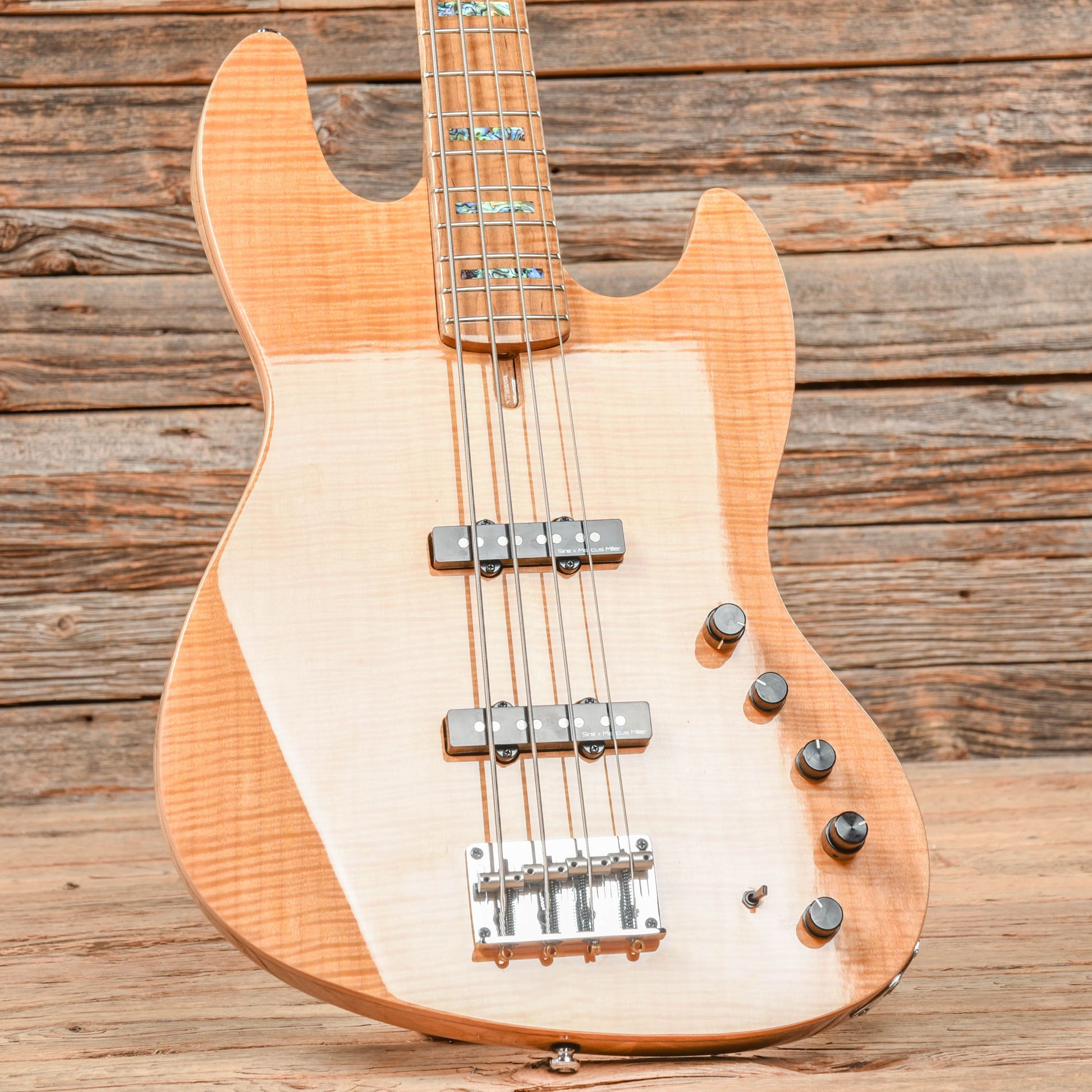 Sire Marcus Miller V10 Natural Bass Guitars / 4-String
