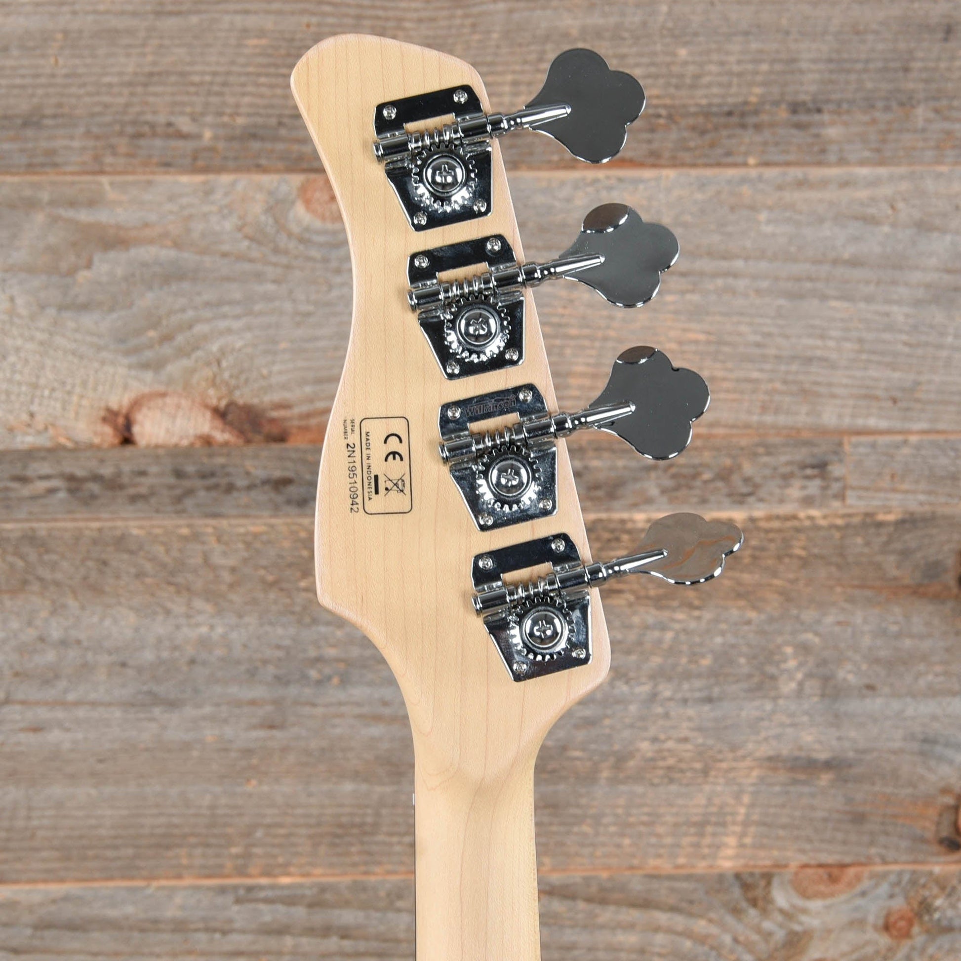 Sire Marcus Miller V3 4-String Black (2nd Gen) Bass Guitars / 4-String