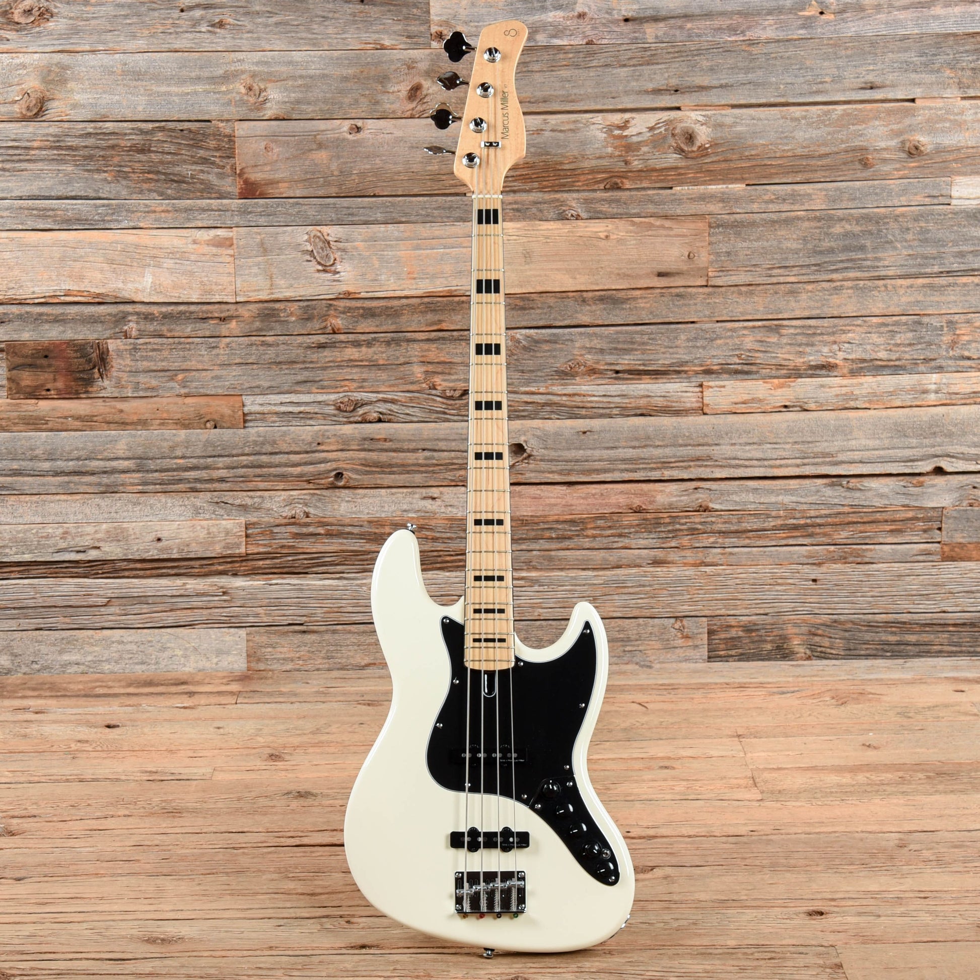 Sire Marcus Miller V7 Alder 4-String (2nd Gen) Antique White 2019 Bass Guitars / 4-String
