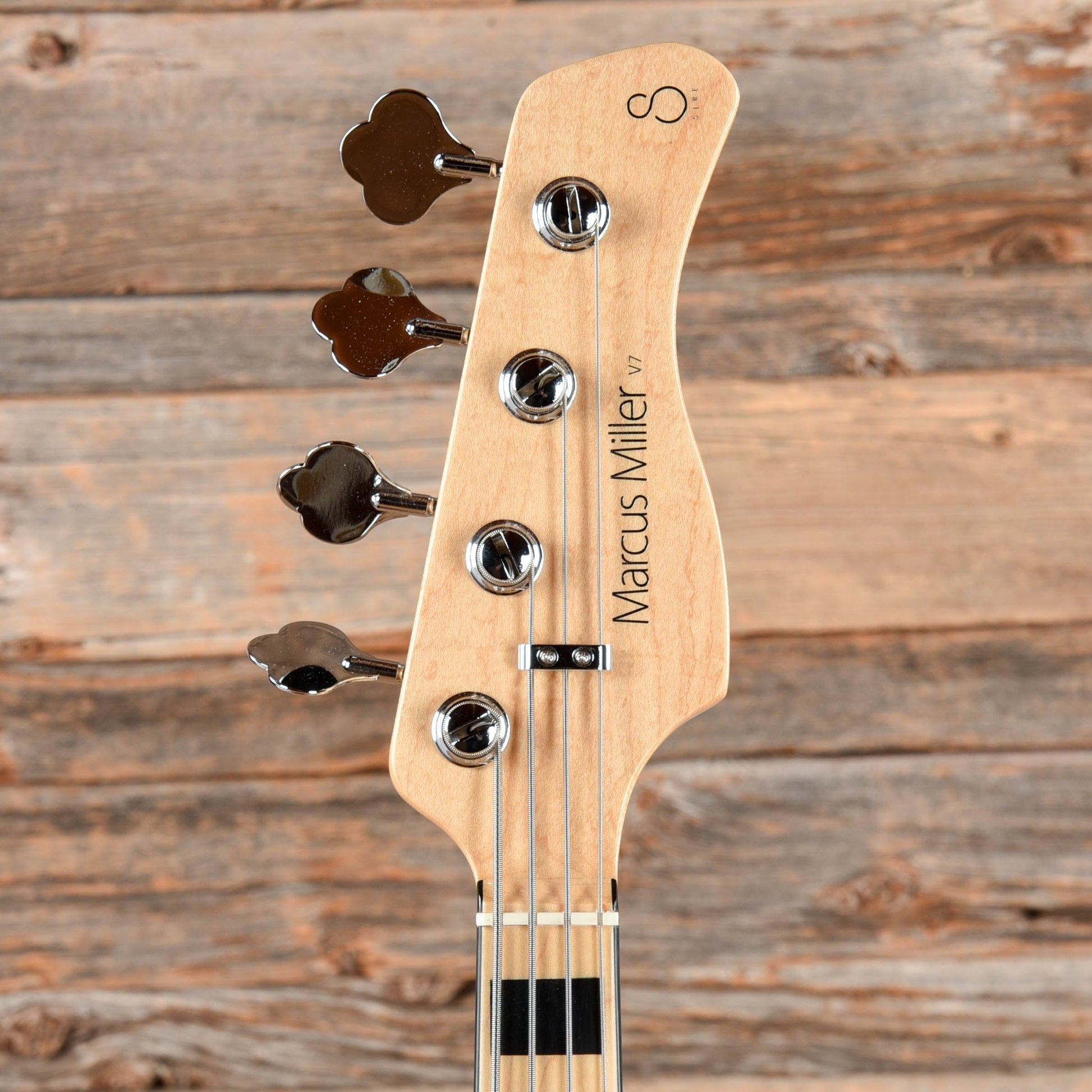 Sire Marcus Miller V7 Alder 4-String (2nd Gen) Antique White 2019 Bass Guitars / 4-String