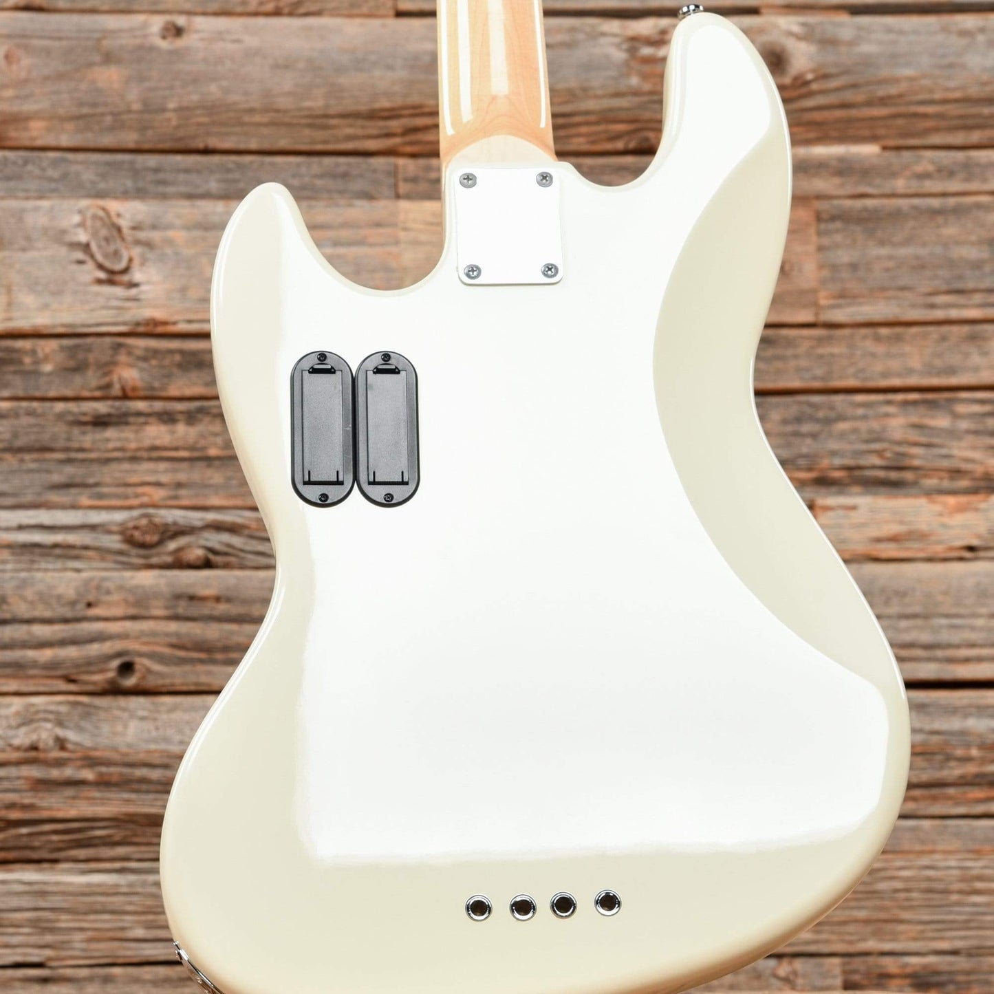 Sire Marcus Miller V7 Antique White 2019 Bass Guitars / 4-String