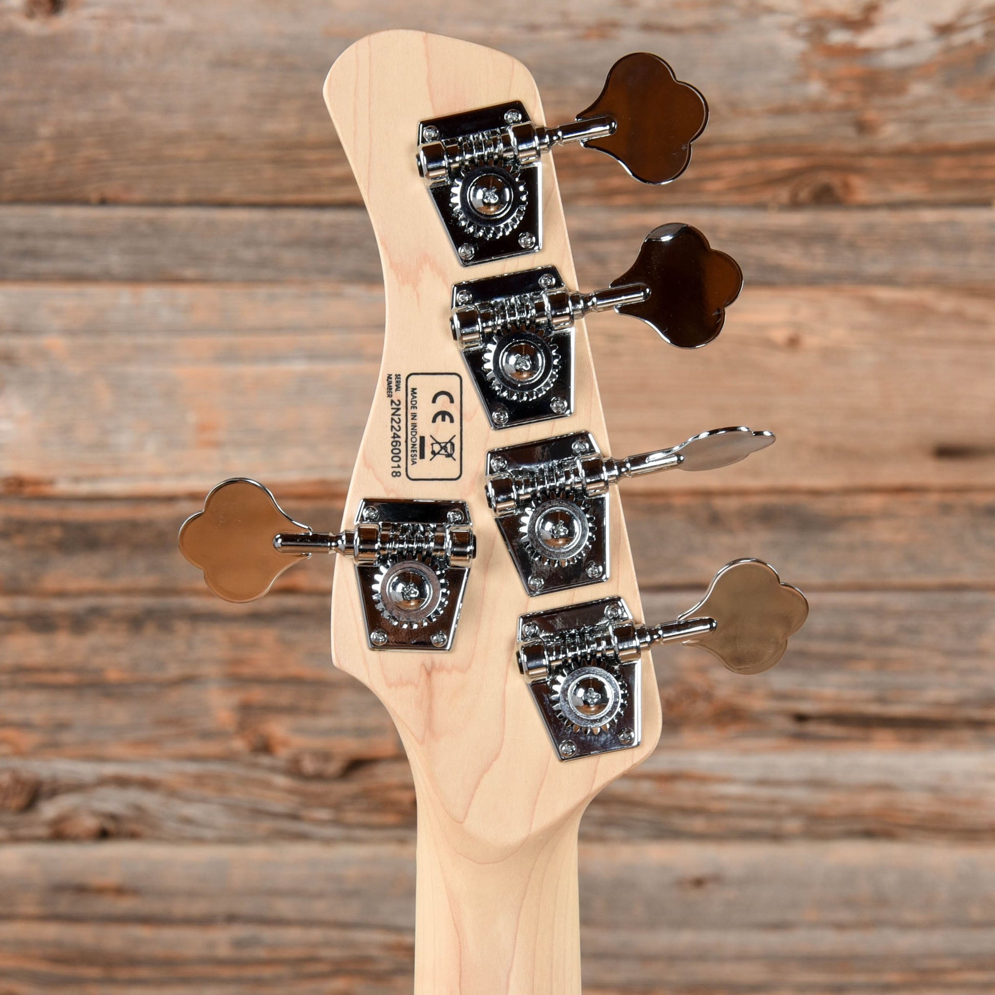 Sire 2nd Generation Marcus Miller P7 5-String White Bass Guitars / 5-String or More