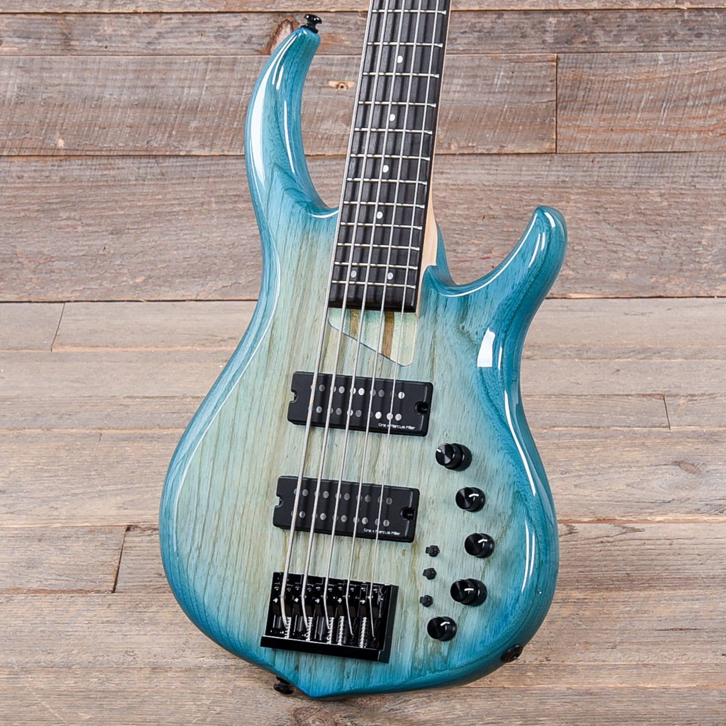 Sire Marcus Miller M5 Swamp Ash 5-String Transparent Blue Satin (2nd Gen) Bass Guitars / 5-String or More