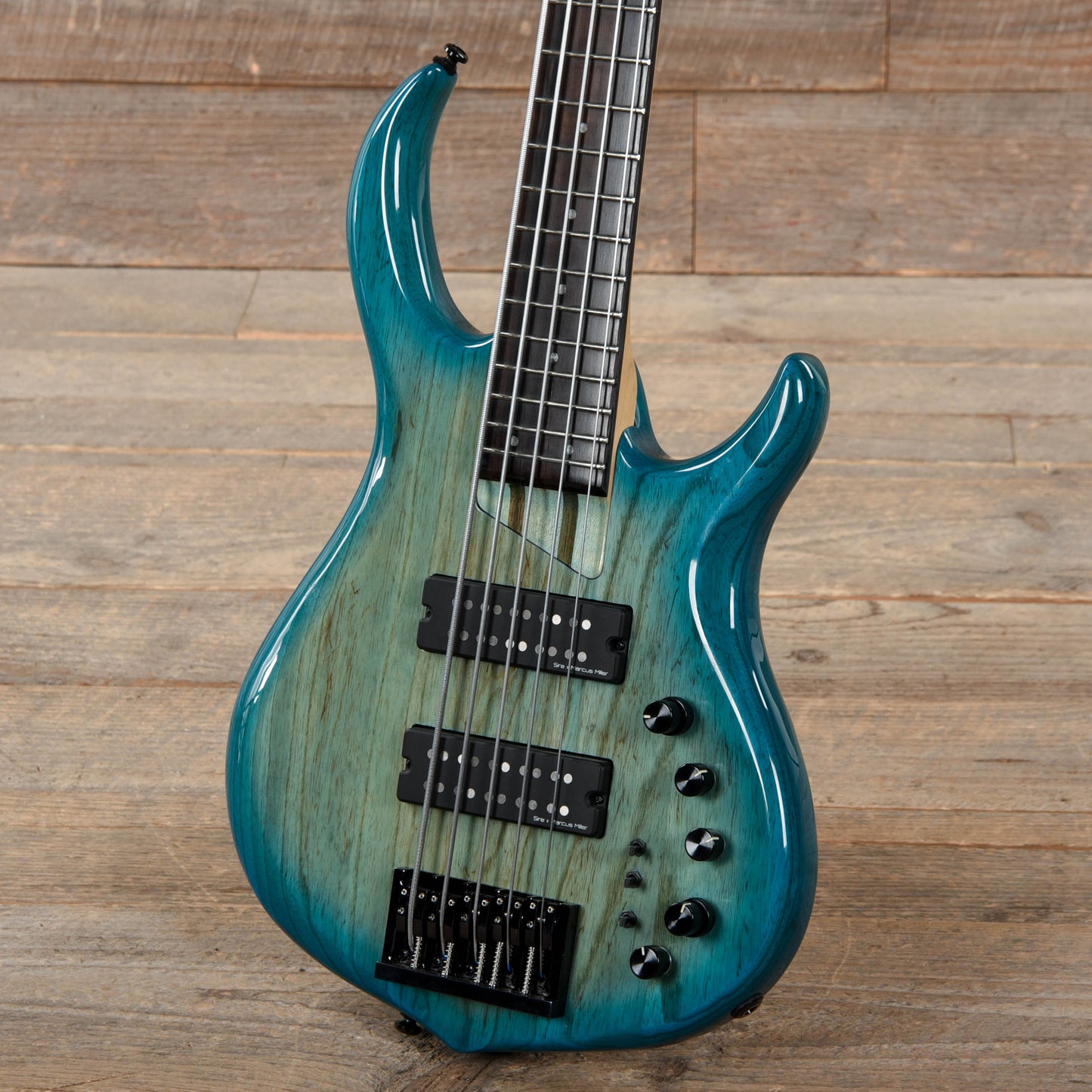 Sire Marcus Miller M5 Swamp Ash 5-String Transparent Blue Satin (2nd Gen) Bass Guitars / 5-String or More