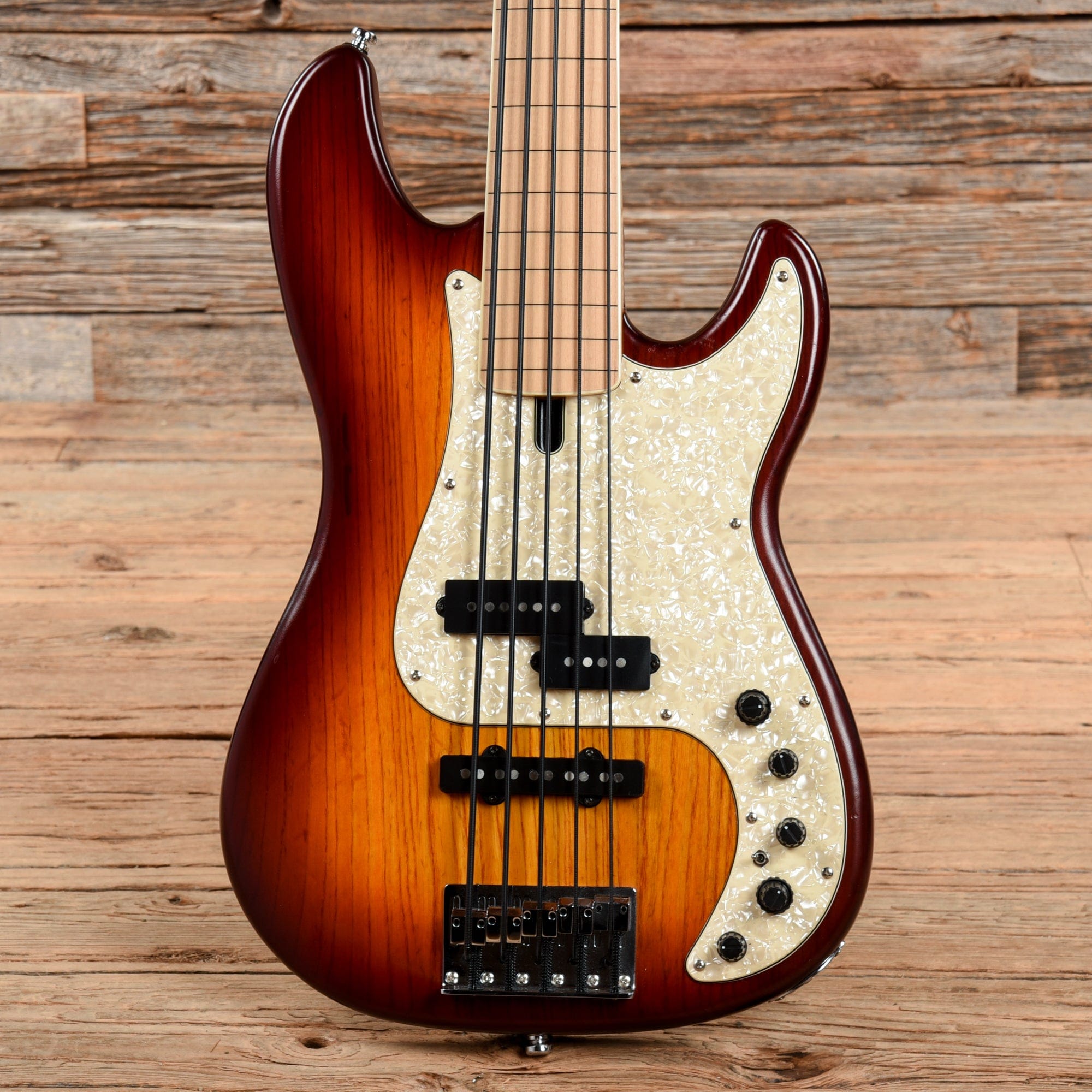 Sire Marcus Miller P7 Swamp Ash 5-String Fretless Tobacco Sunburst 2017 Bass Guitars / 5-String or More