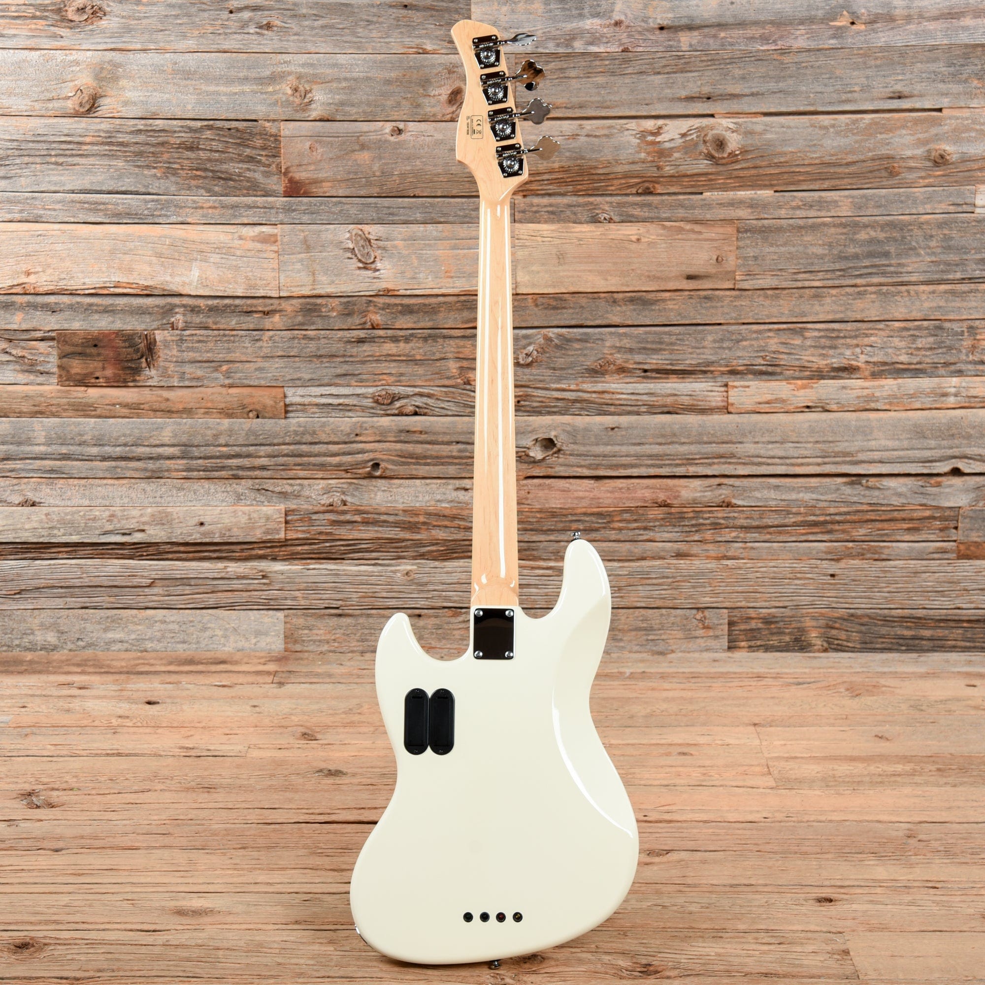 Sire Marcus Miller V7 Antique White 2016 – Chicago Music Exchange