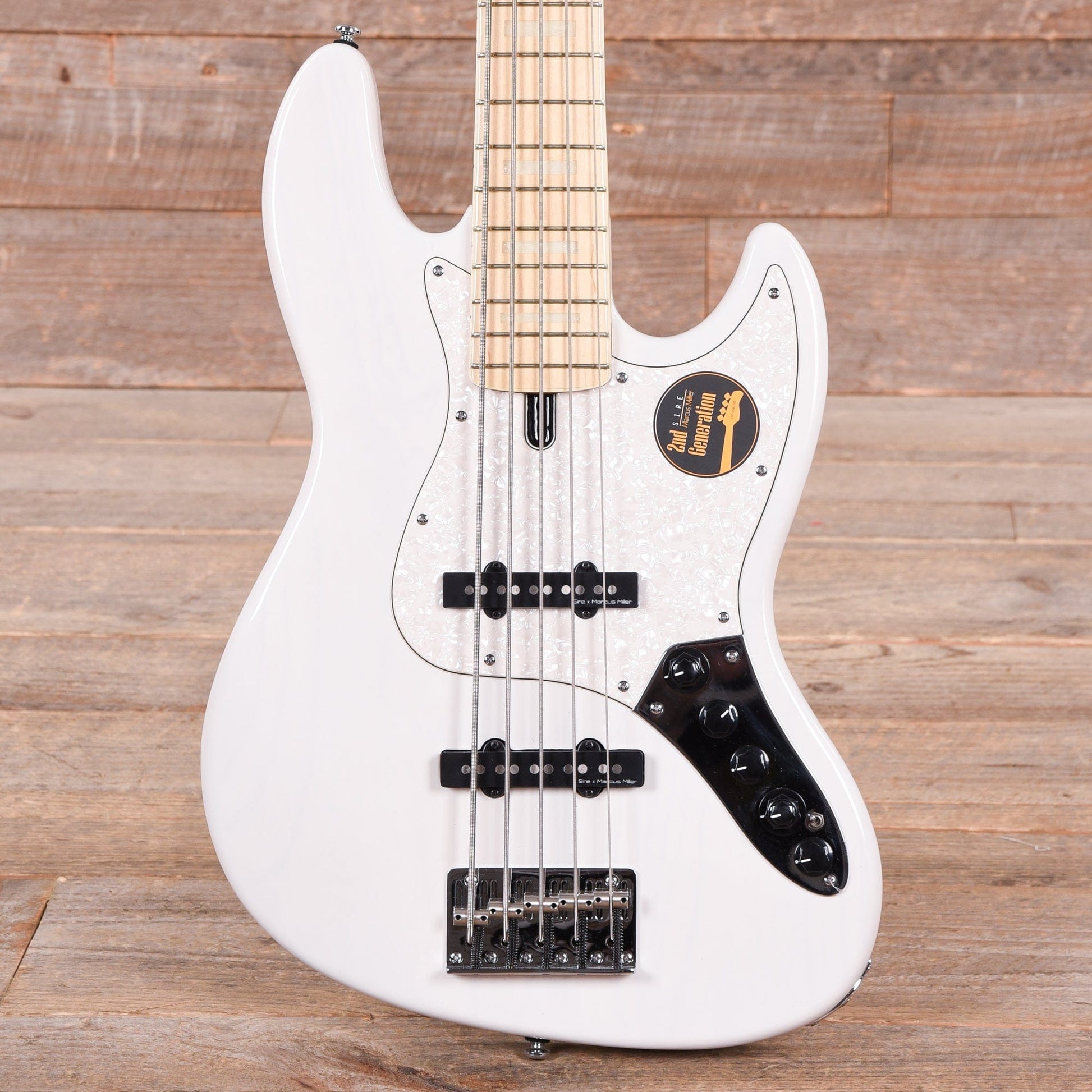 Sire Marcus Miller V7 Swamp Ash 5-String White Blonde (2nd Gen) Bass Guitars / 5-String or More