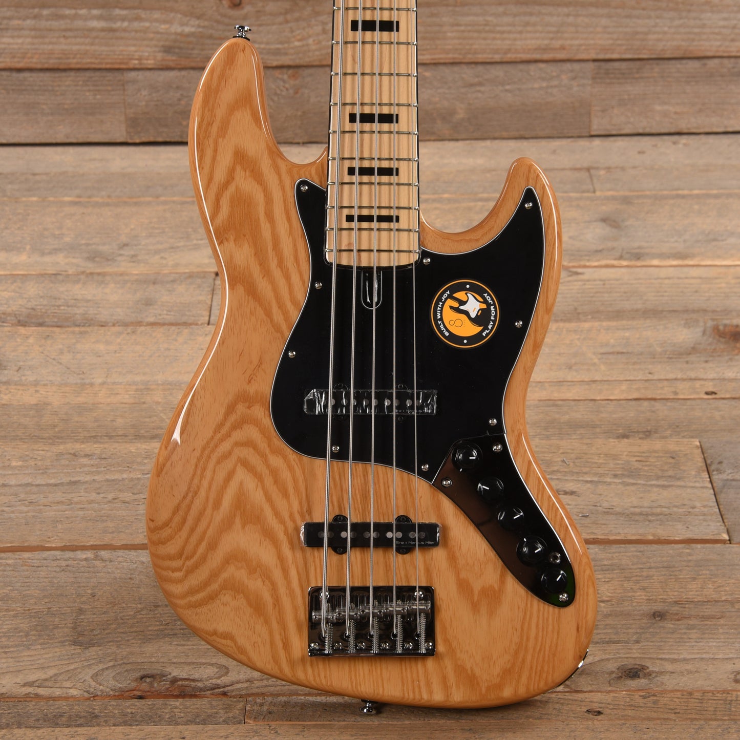 Sire Marcus Miller V7 Vintage Swamp Ash 5-String Natural (2nd Gen) Bass Guitars / 5-String or More