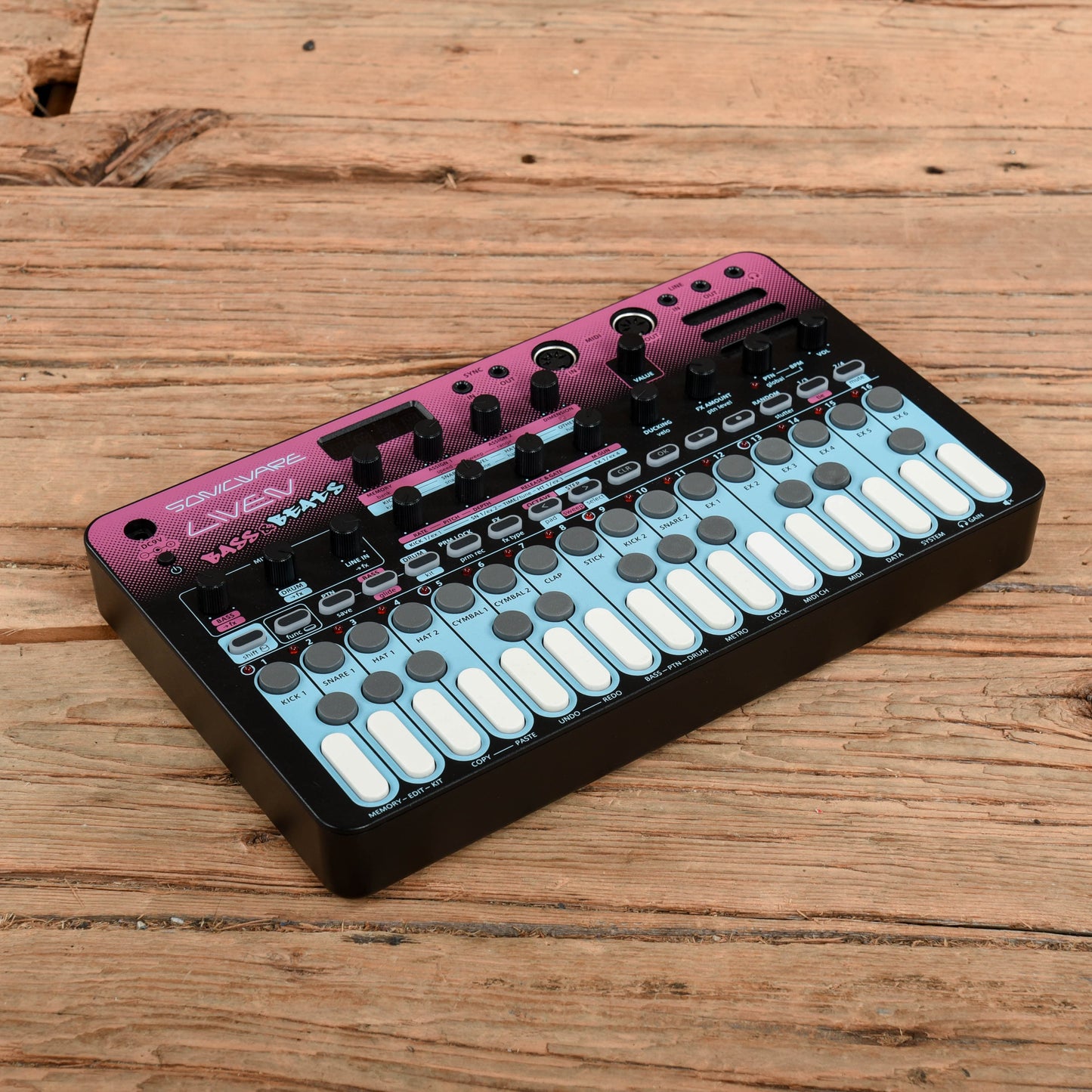 Sonicware Liven Bass & Beats Keyboards and Synths / Synths / Analog Synths