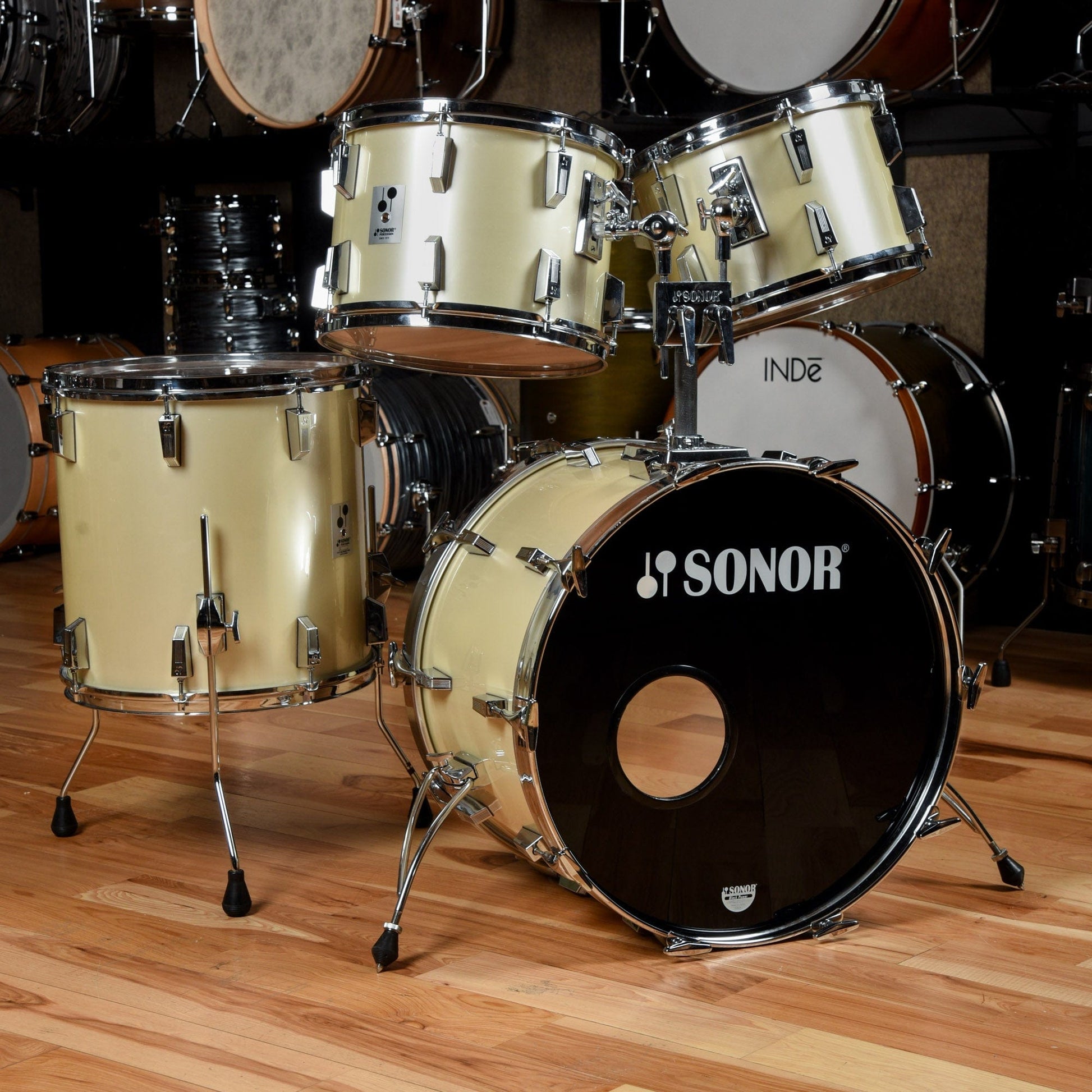 Sonor Phonic 13/14/16/22 1980s White USED Drums and Percussion / Acoustic Drums / Full Acoustic Kits