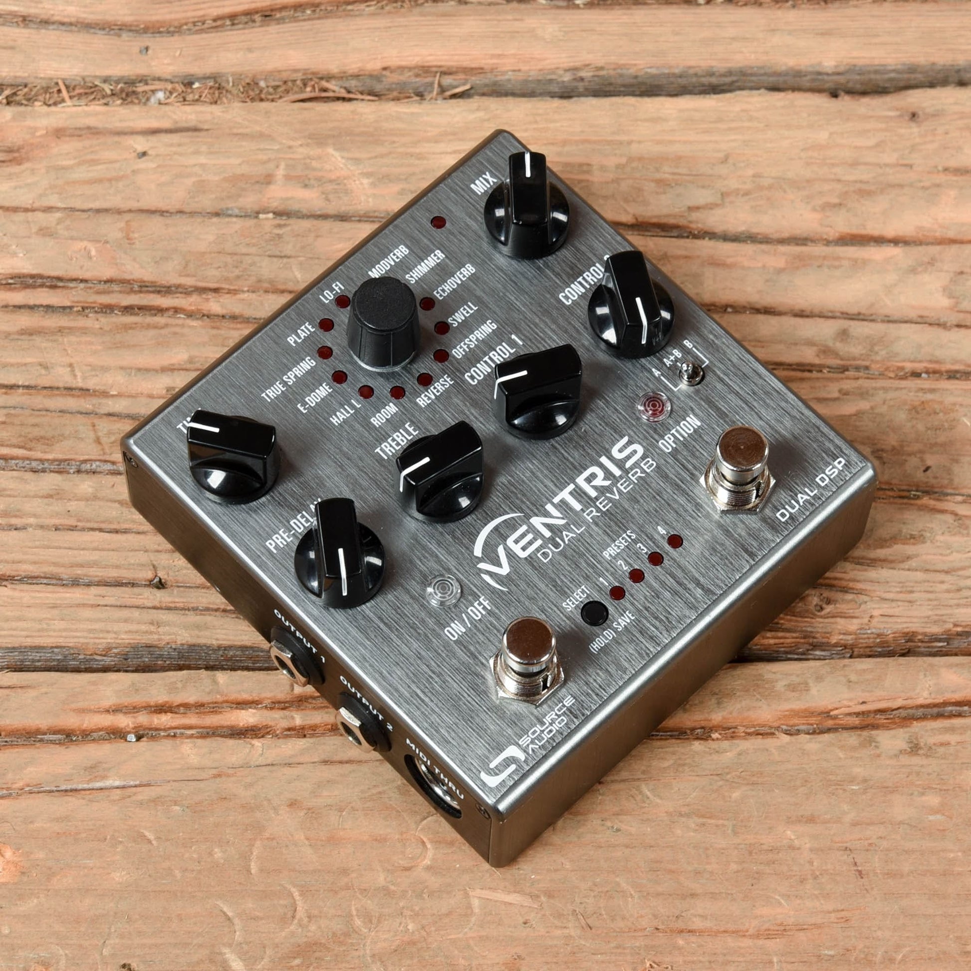 Source Audio SA262 Ventris Dual Reverb Effects and Pedals / Reverb