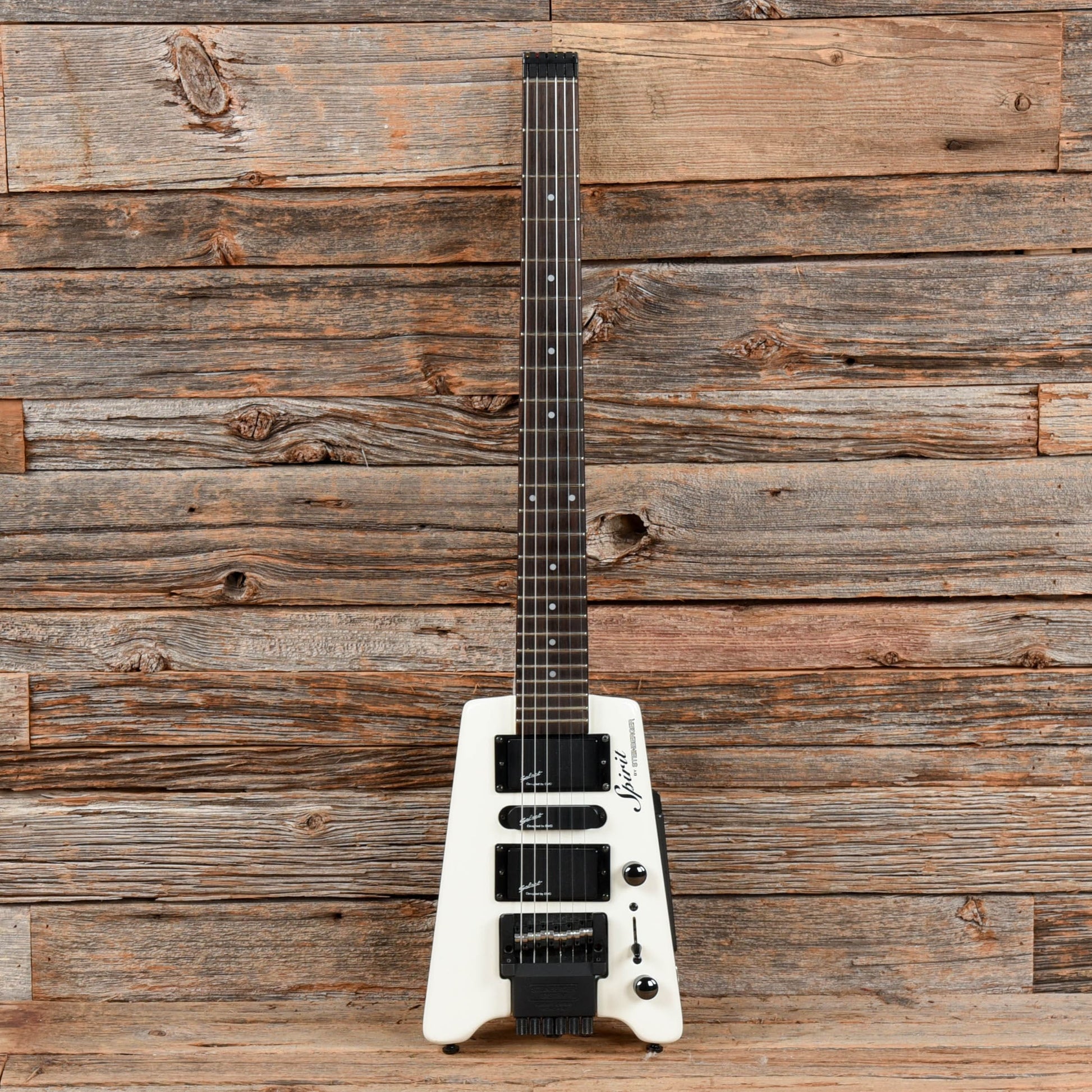 Spirit by Steinberger Electric Guitar White Electric Guitars / Solid Body