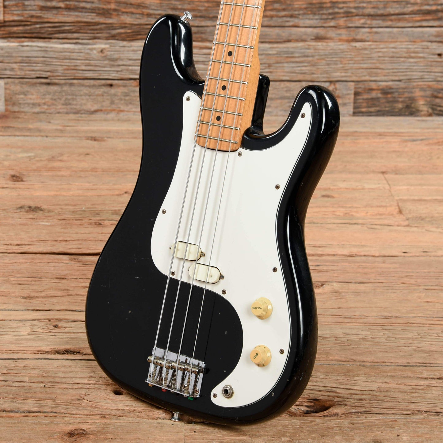 Squier Bullet Bass Black 1983 Bass Guitars / 4-String