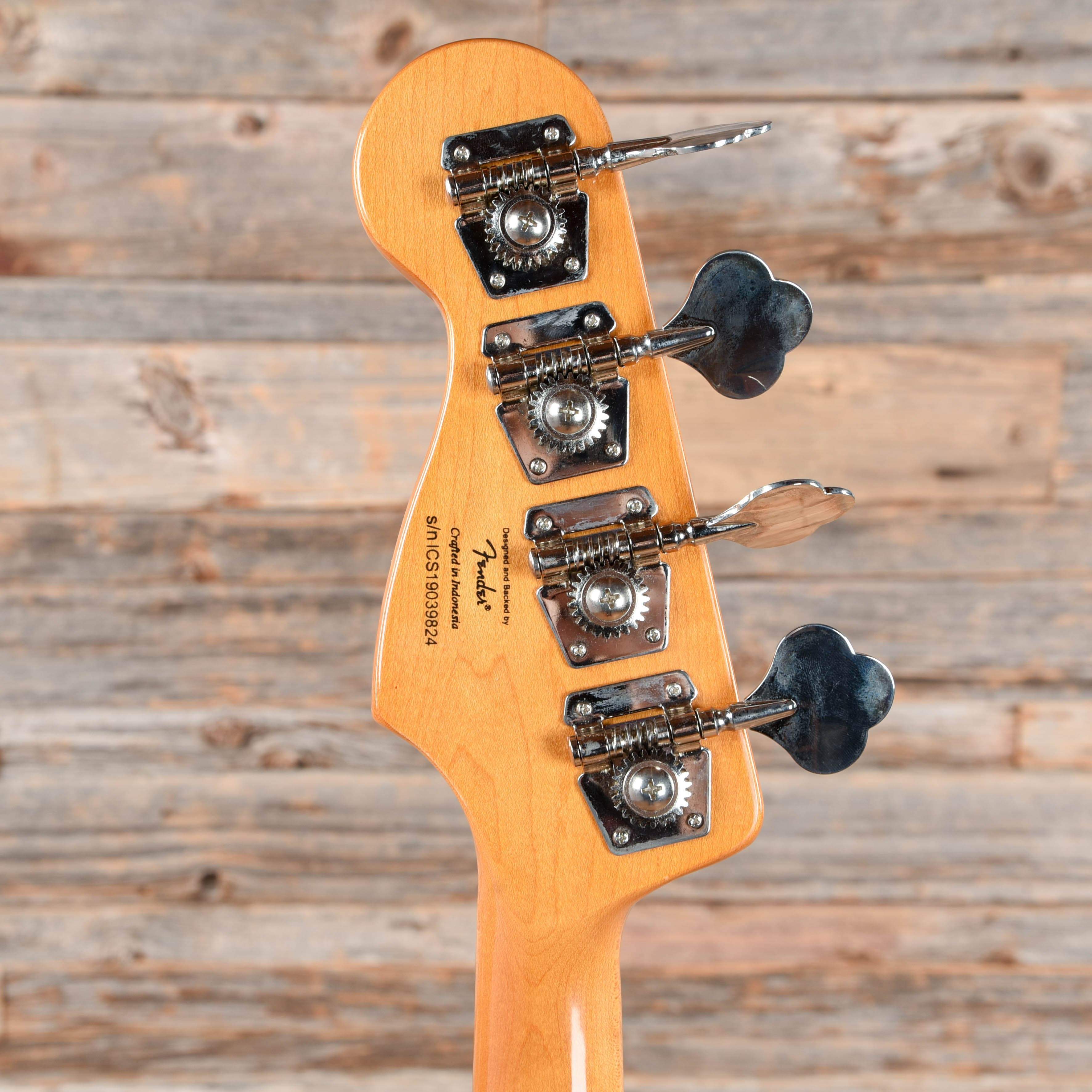 Squier Classic Vibe '60s Jazz Bass Fretless Sunburst 2019 Bass Guitars / 4-String