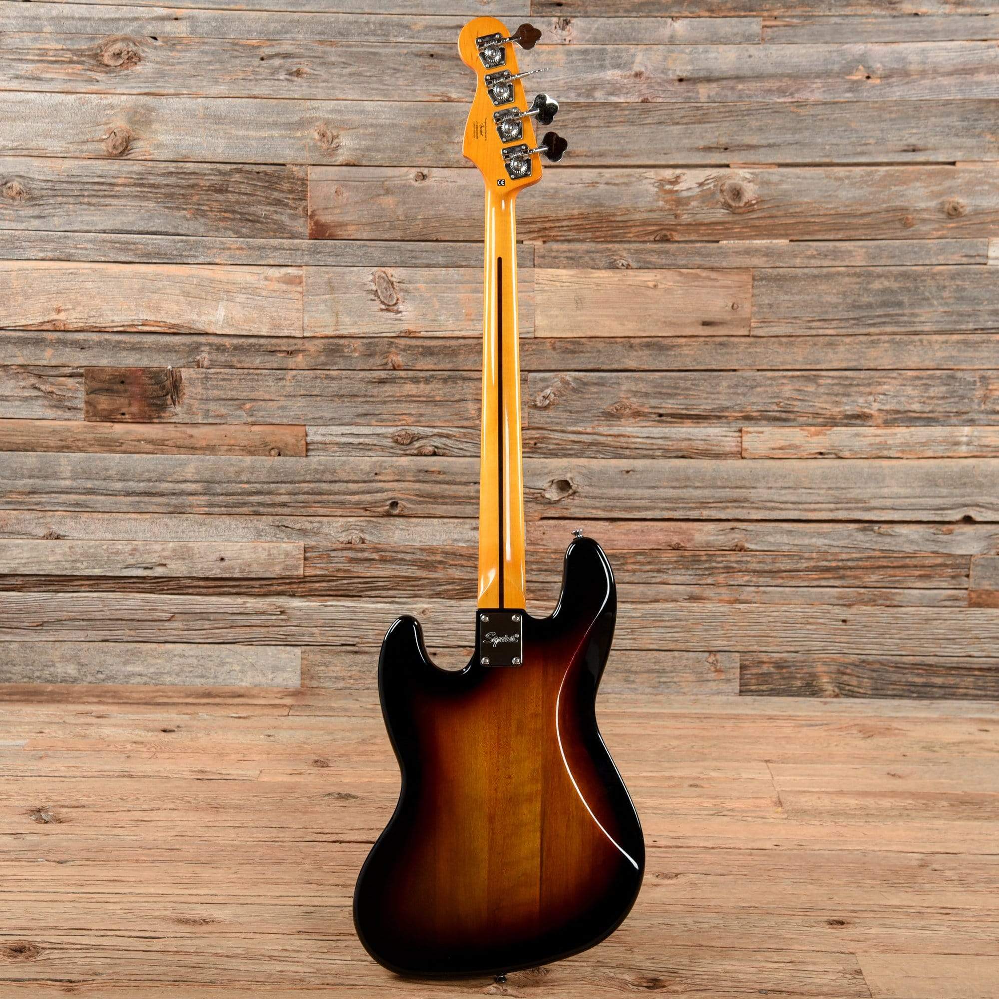 Squier Classic Vibe '60s Jazz Bass Fretless Sunburst 2021 Bass Guitars / 4-String