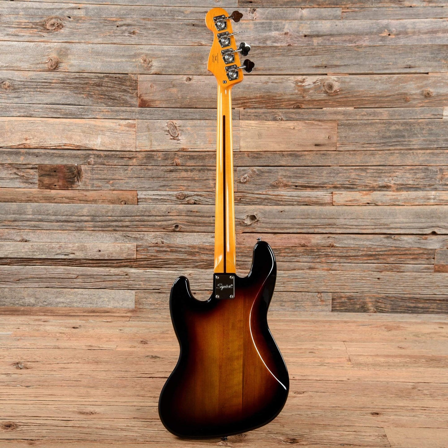 Squier Classic Vibe '60s Jazz Bass Fretless Sunburst 2021 Bass Guitars / 4-String