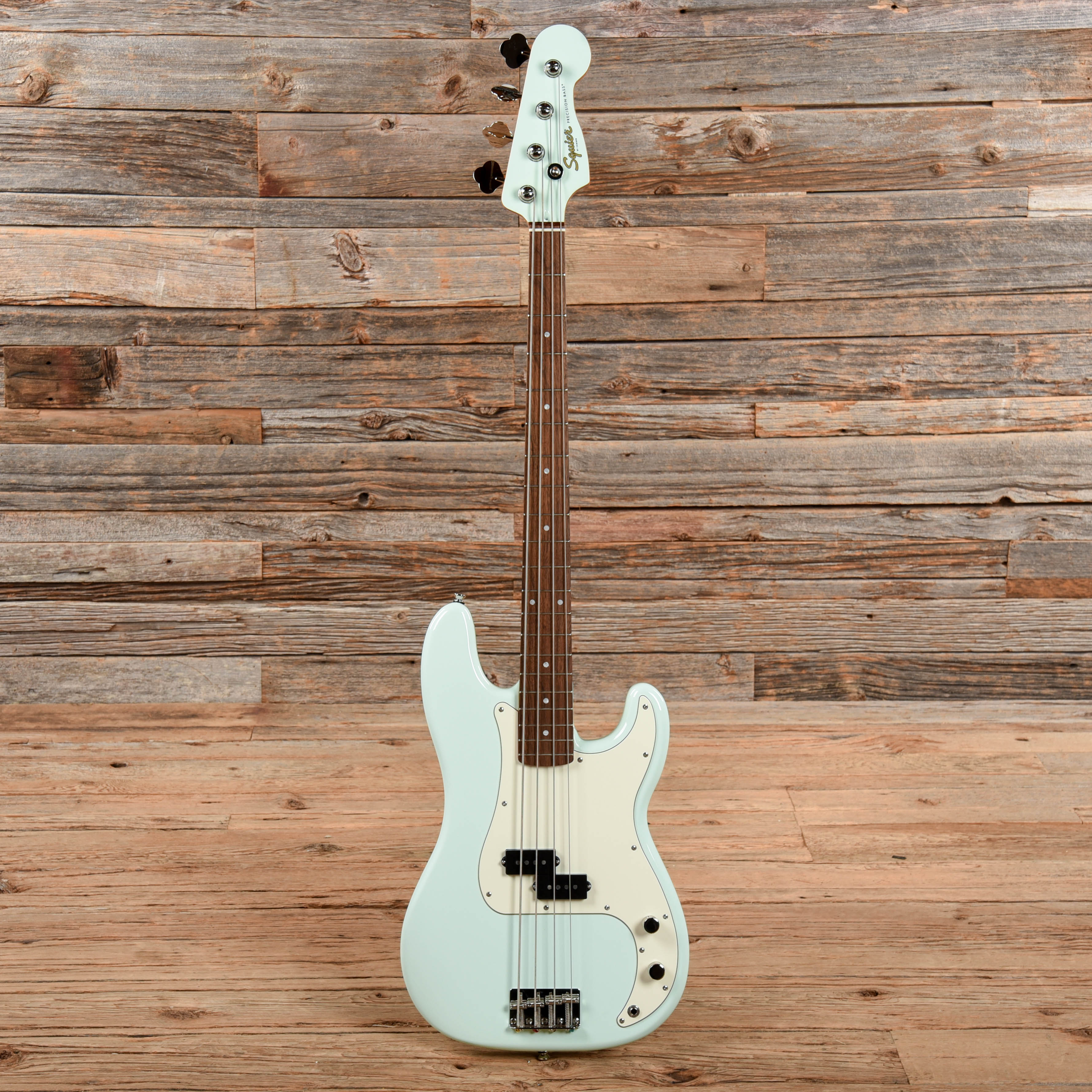 Squier Classic Vibe 60s Precision Bass Sonic Blue Bass Guitars / 4-String