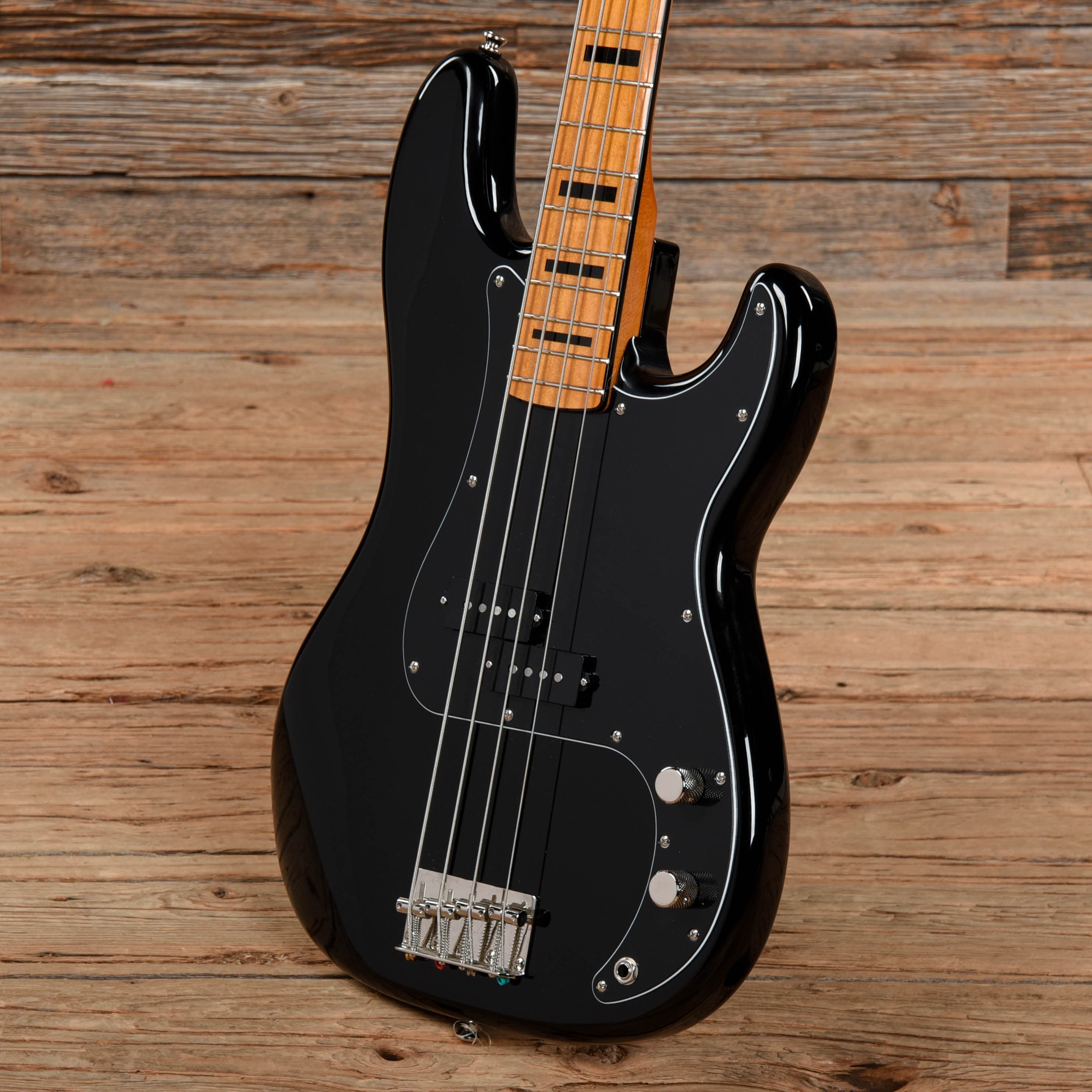 Squier Classic Vibe 70's Precision Bass Black 2021 Bass Guitars / 4-String