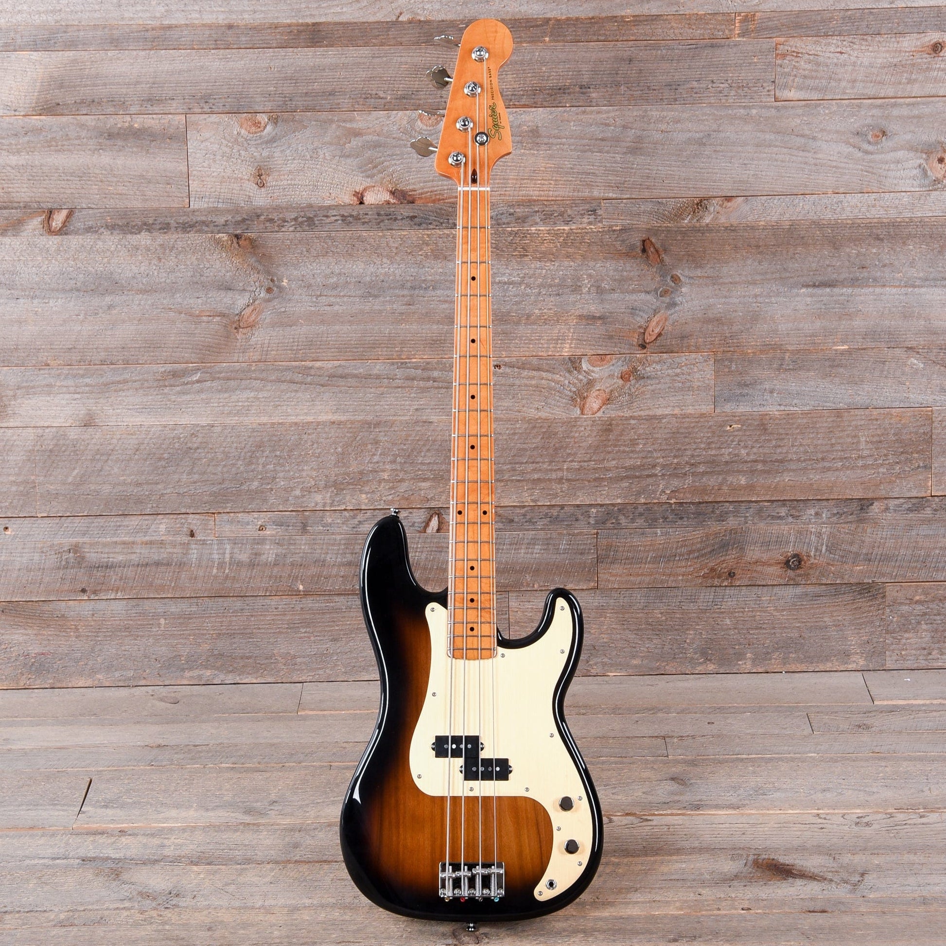 Squier Classic Vibe Late '50s Precision Bass 2-Color Sunburst w/Gold Anodized Pickguard Bass Guitars / 4-String