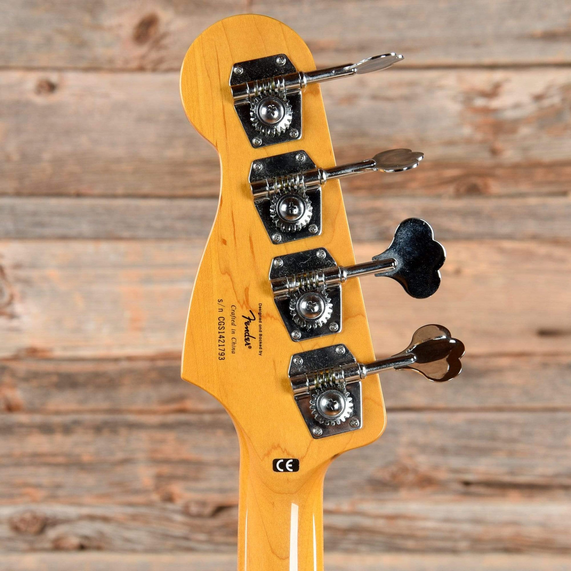 matt freeman gear Squier Matt Freeman Signature Precision Bass Vintage White 2014 – Chicago Music Exchange