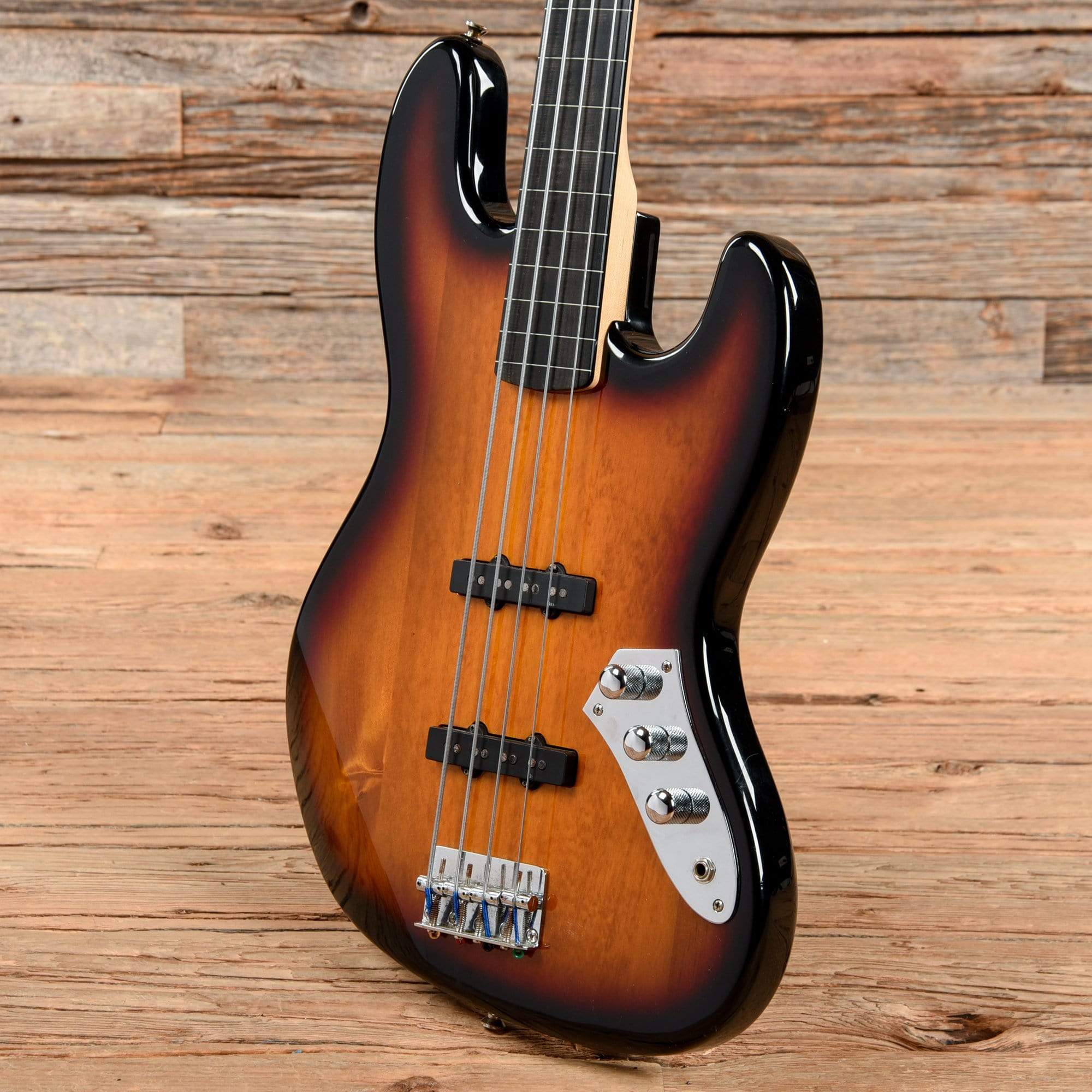 Squier Vintage Modified Jazz Bass Fretless Sunburst 2006 Chicago Music Exchange