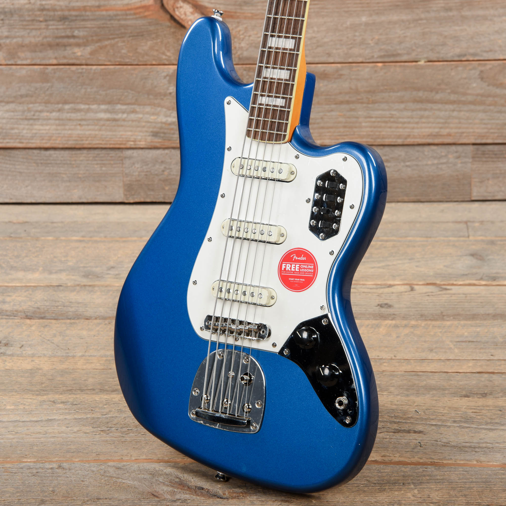 Squier Classic Vibe Bass VI Lake Placid Blue w/Matching Headcap & 3-Ply Parchment Pickguard Bass Guitars / 5-String or More