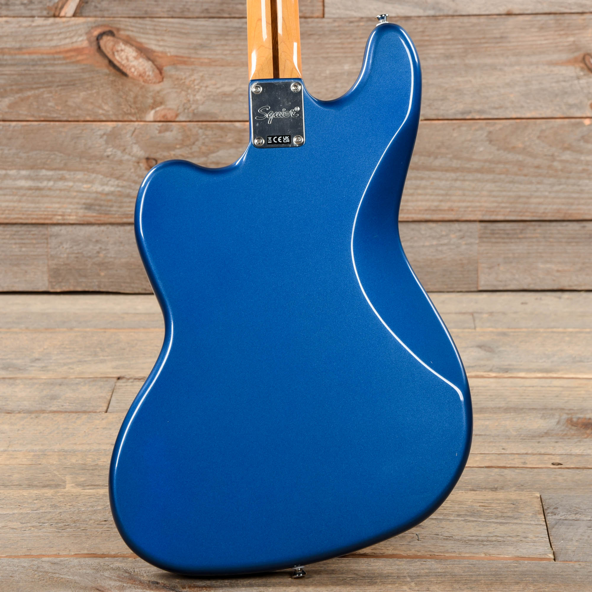 Squier Classic Vibe Bass VI Lake Placid Blue w/Matching Headcap & 3-Ply Parchment Pickguard Bass Guitars / 5-String or More