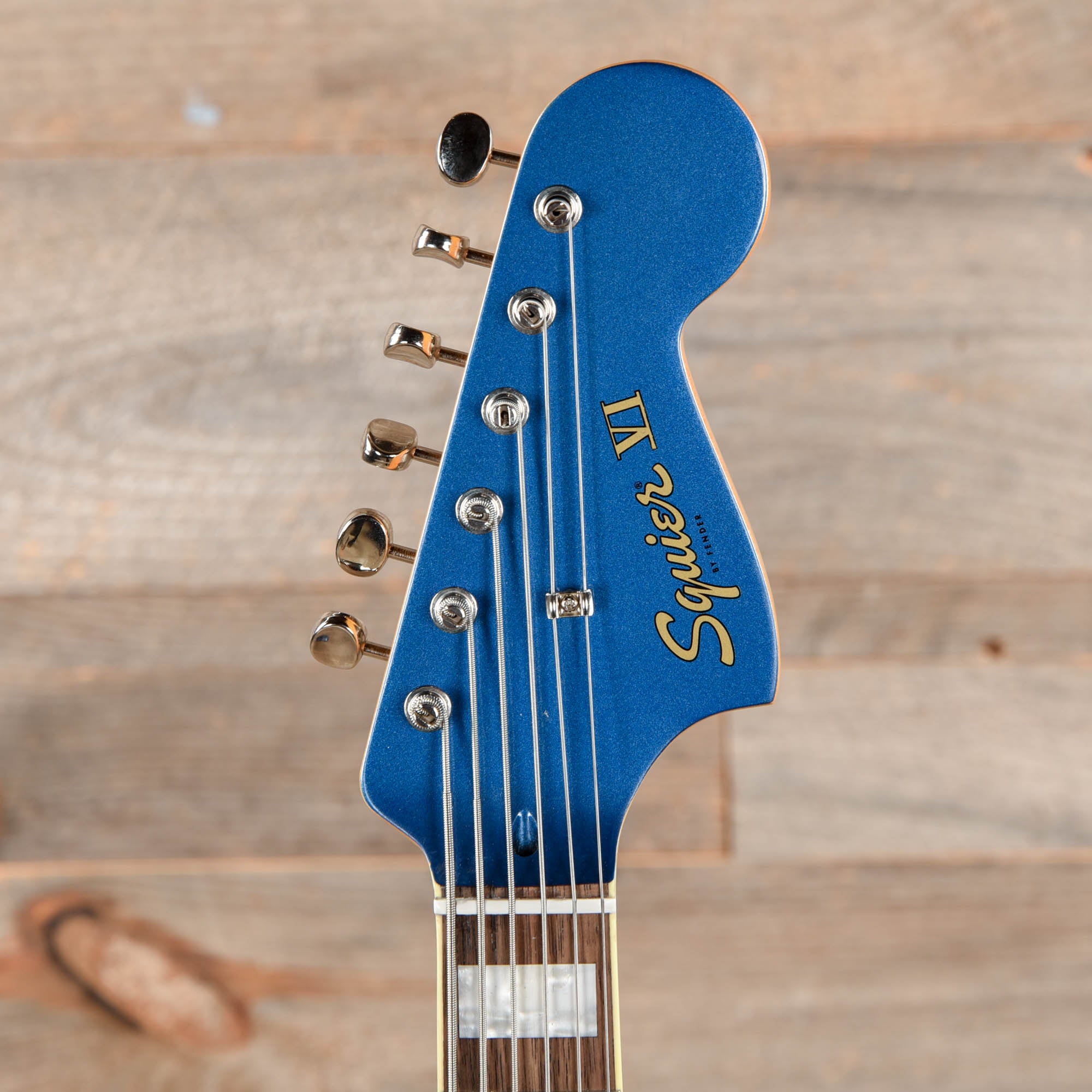 Squier Classic Vibe Bass VI Lake Placid Blue w/Matching Headcap & 3-Ply Parchment Pickguard Bass Guitars / 5-String or More