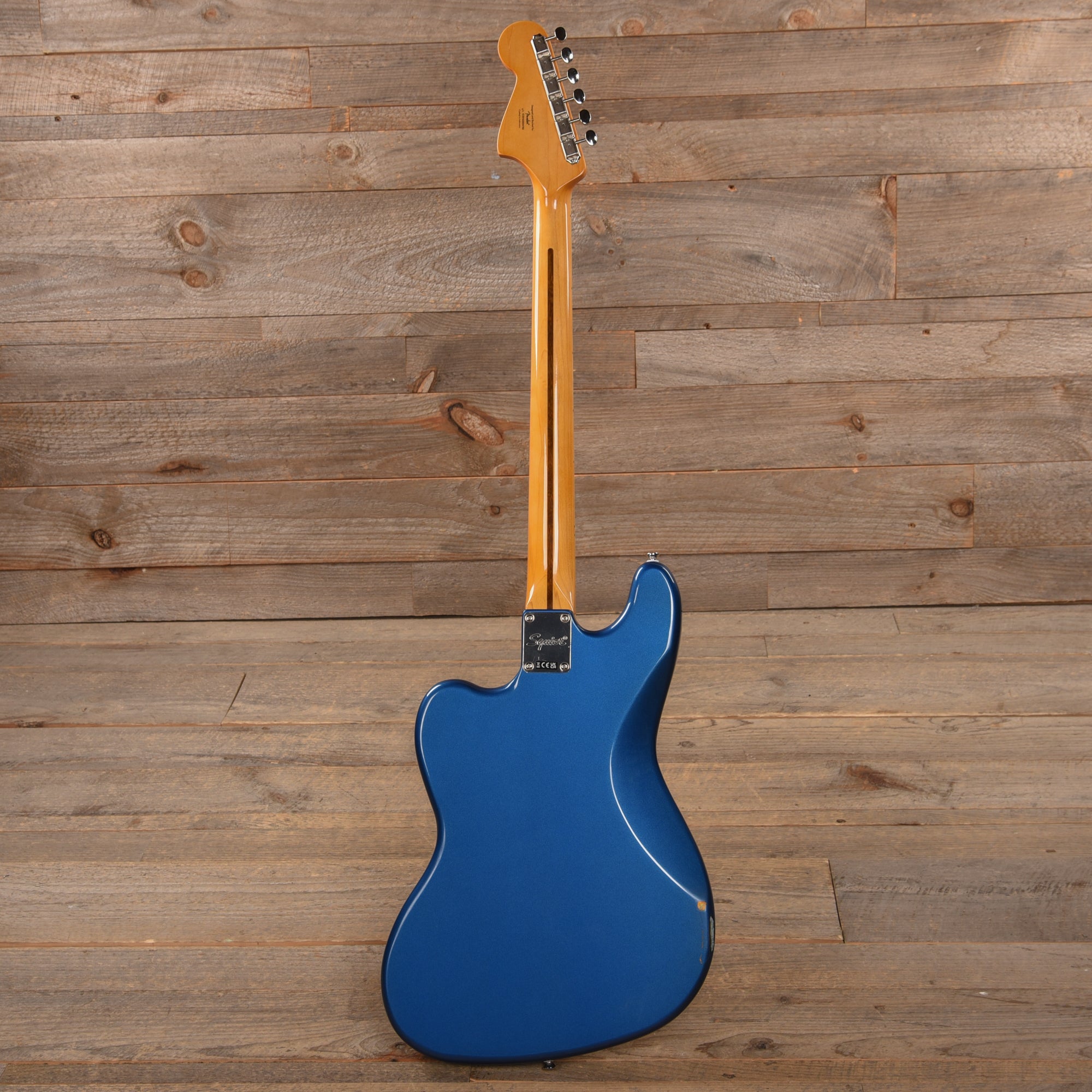 Squier Classic Vibe Bass VI Lake Placid Blue w/Matching Headcap & 3-Ply Parchment Pickguard Bass Guitars / 5-String or More