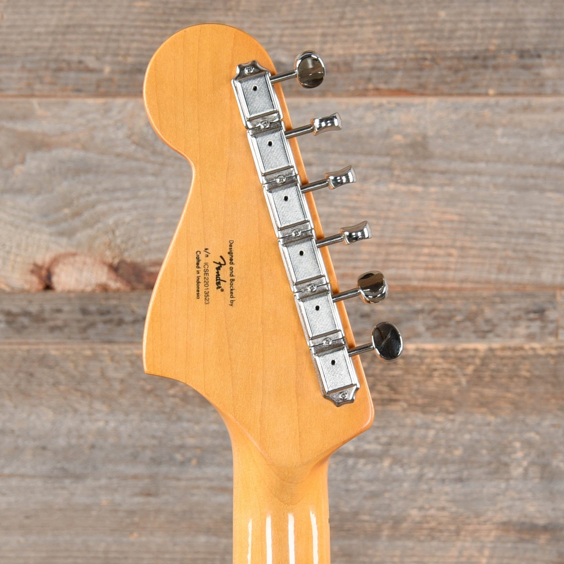 Squier Classic Vibe Bass VI Purple Metallic w/Matching Headcap Bass Guitars / 5-String or More