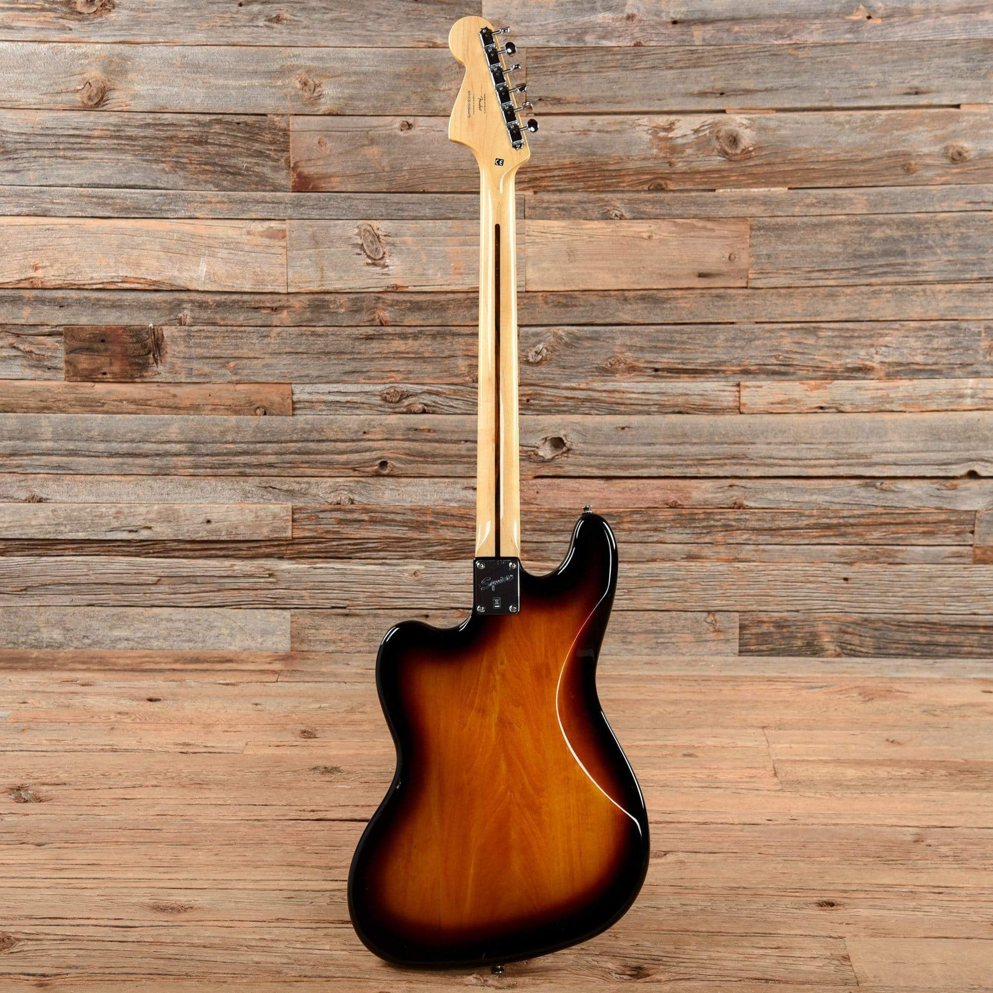 Squier Vintage Modified Bass VI Sunburst 2015 Bass Guitars / Short Scale