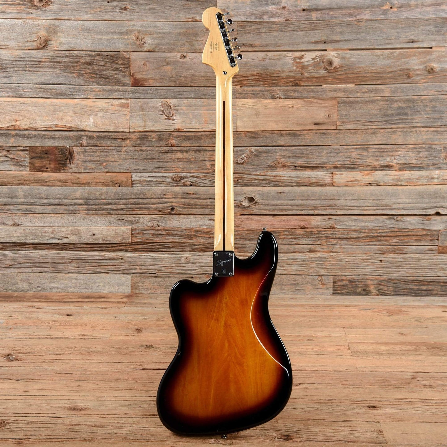 Squier Vintage Modified Bass VI Sunburst 2015 Bass Guitars / Short Scale