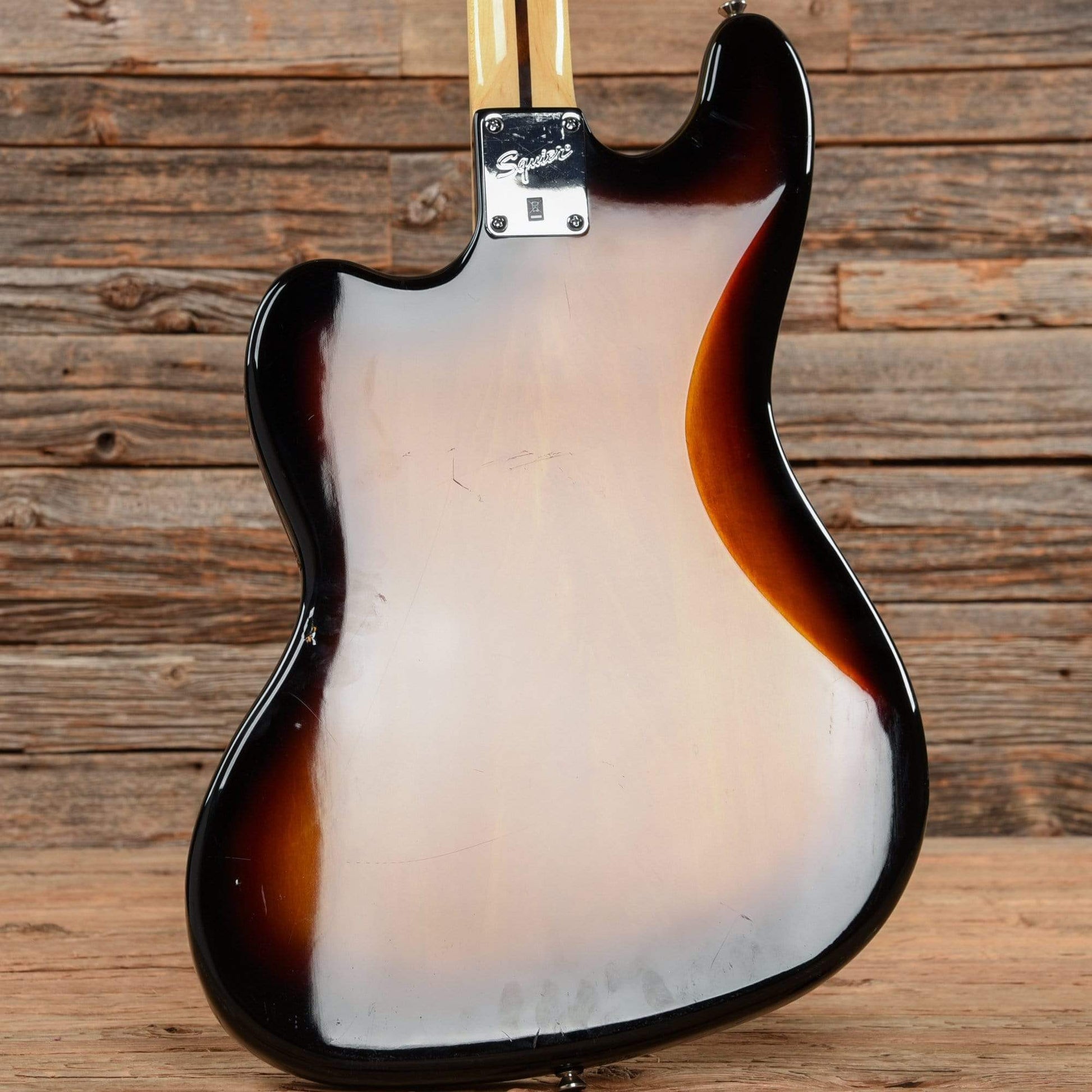 Squier Vintage Modified Bass VI Sunburst 2015 Bass Guitars / Short Scale