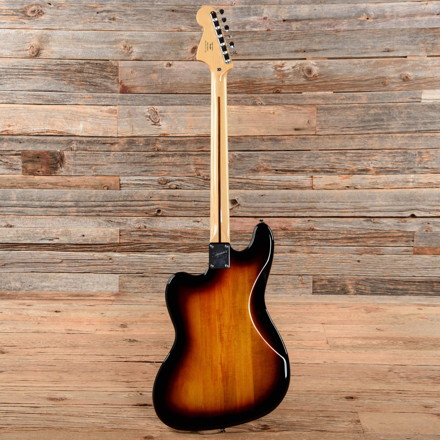 Squier Vintage Modified Bass VI Sunburst 2017 Bass Guitars / Short Scale