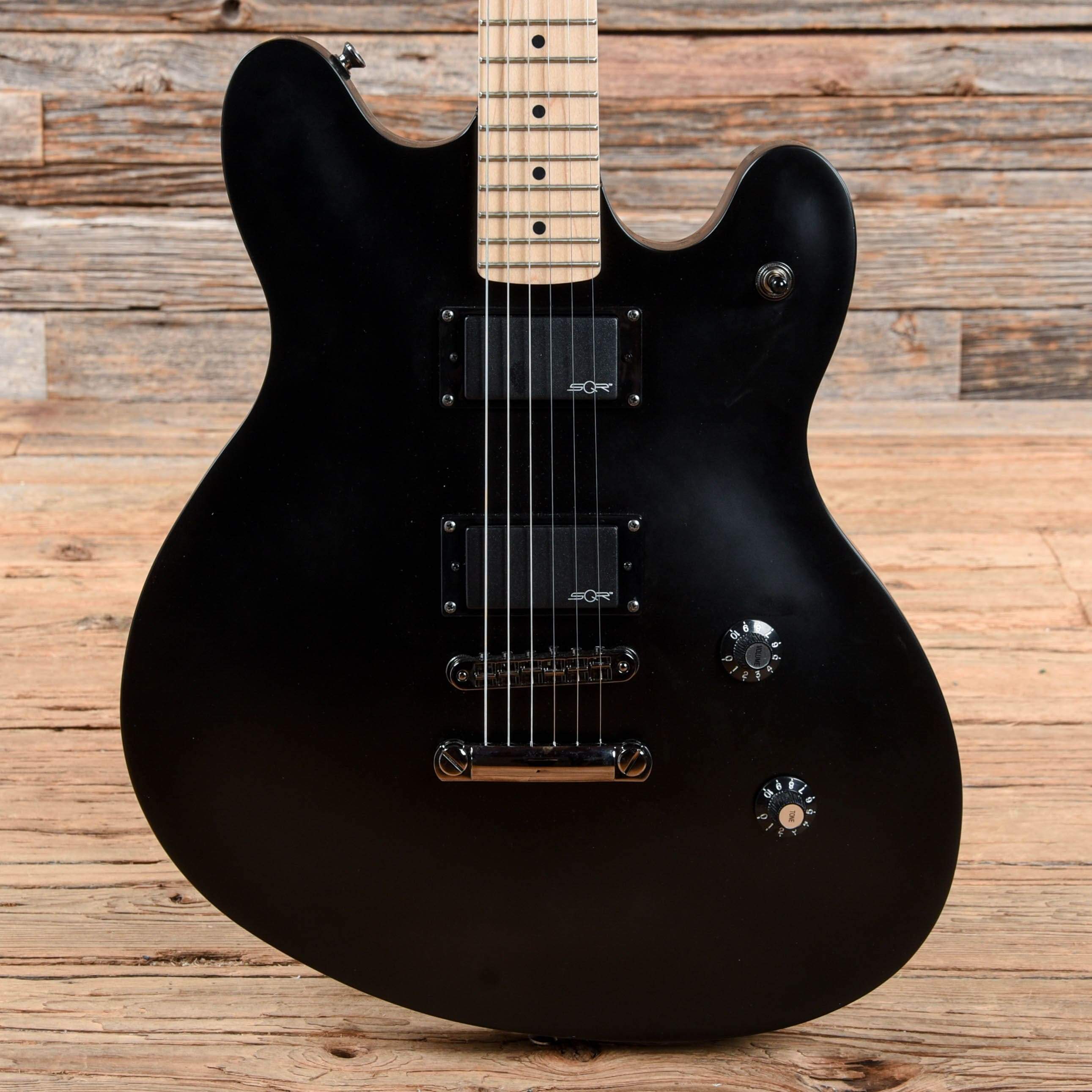 Squier Contemporary Active Starcaster Flat Black 2019 Electric Guitars / Semi-Hollow