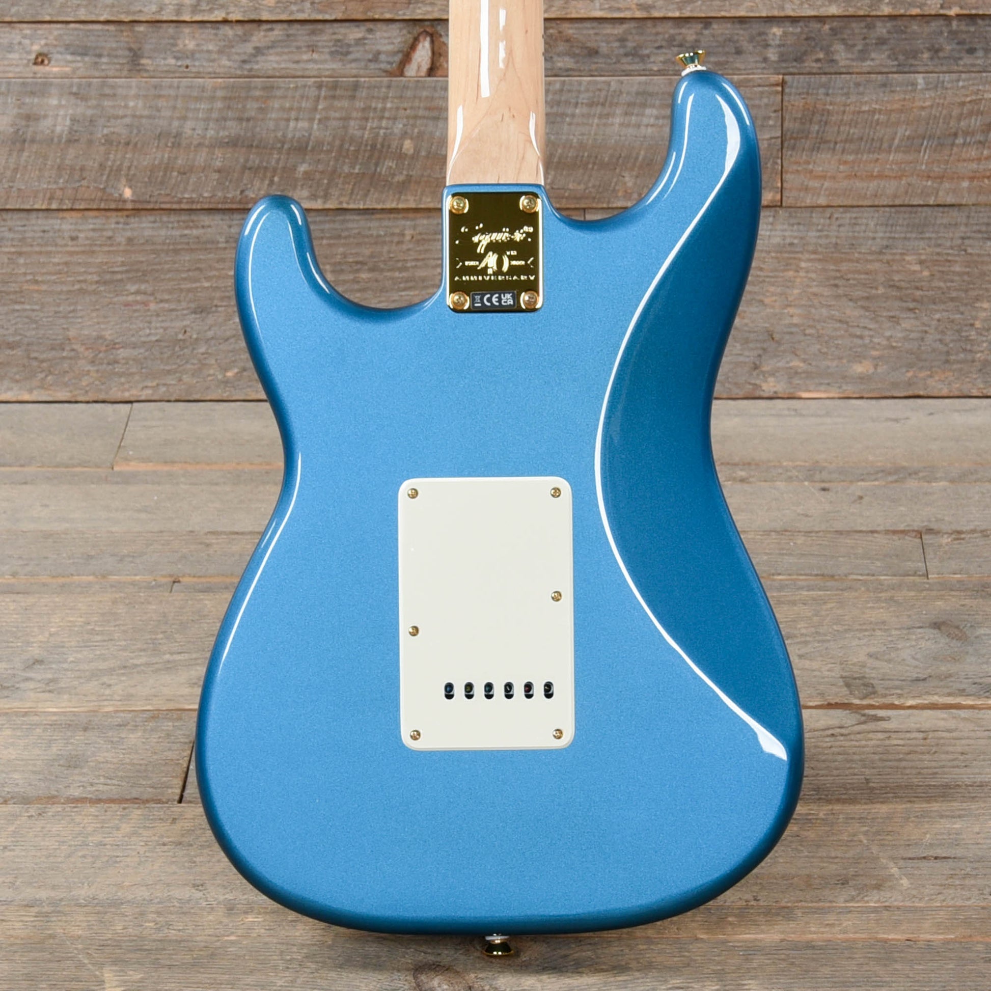 Squier 40th Anniversary Gold Edition Stratocaster Lake Placid Blue w/Gold Anodized Pickguard Electric Guitars / Solid Body