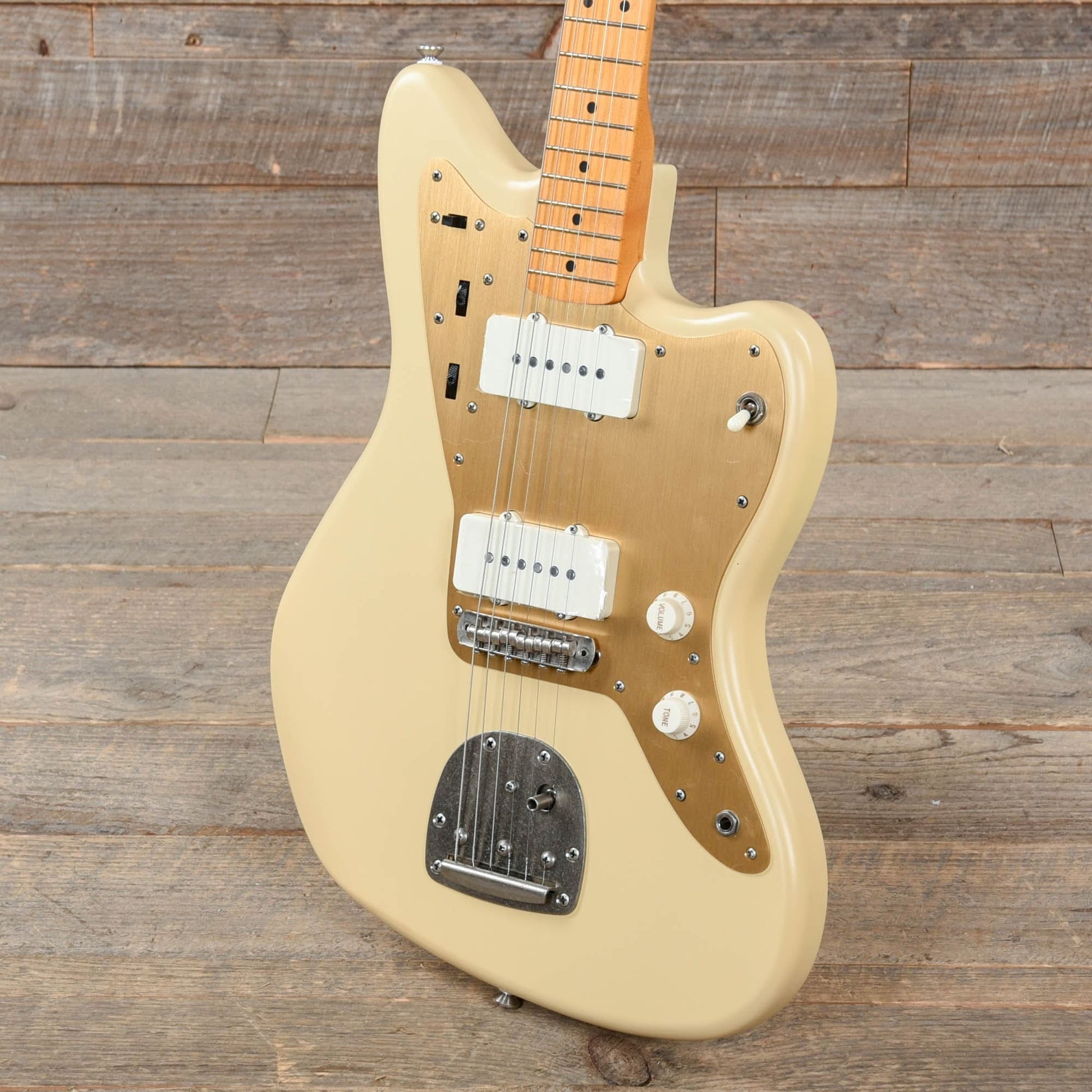 Squier 40th Anniversary Vintage Edition Jazzmaster Satin Desert Sand w/Gold Anodized Pickguard Electric Guitars / Solid Body