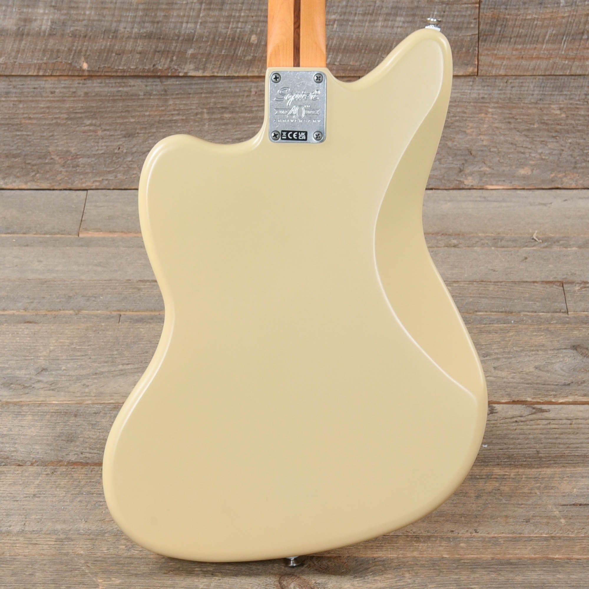 Squier 40th Anniversary Vintage Edition Jazzmaster Satin Desert Sand w/Gold Anodized Pickguard Electric Guitars / Solid Body