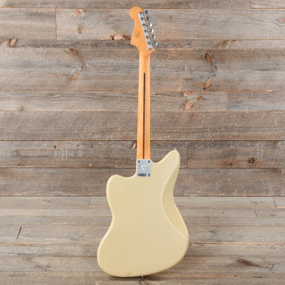 Squier 40th Anniversary Vintage Edition Jazzmaster Satin Desert Sand w/Gold Anodized Pickguard Electric Guitars / Solid Body