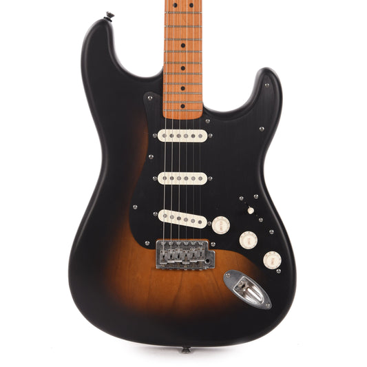 Squier 40th Anniversary Vintage Edition Stratocaster Satin Wide 2-Color Sunburst w/Black Anodized Pickguard Electric Guitars / Solid Body