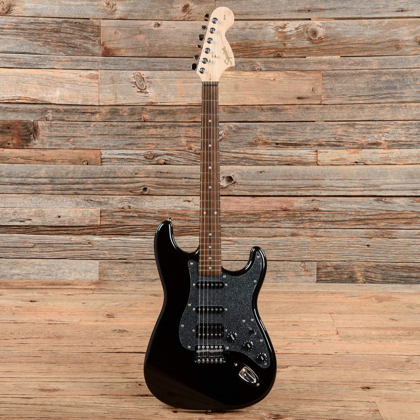 Squier Affinity Series Stratocaster HSS Montego Black Metallic 2020 Electric Guitars / Solid Body