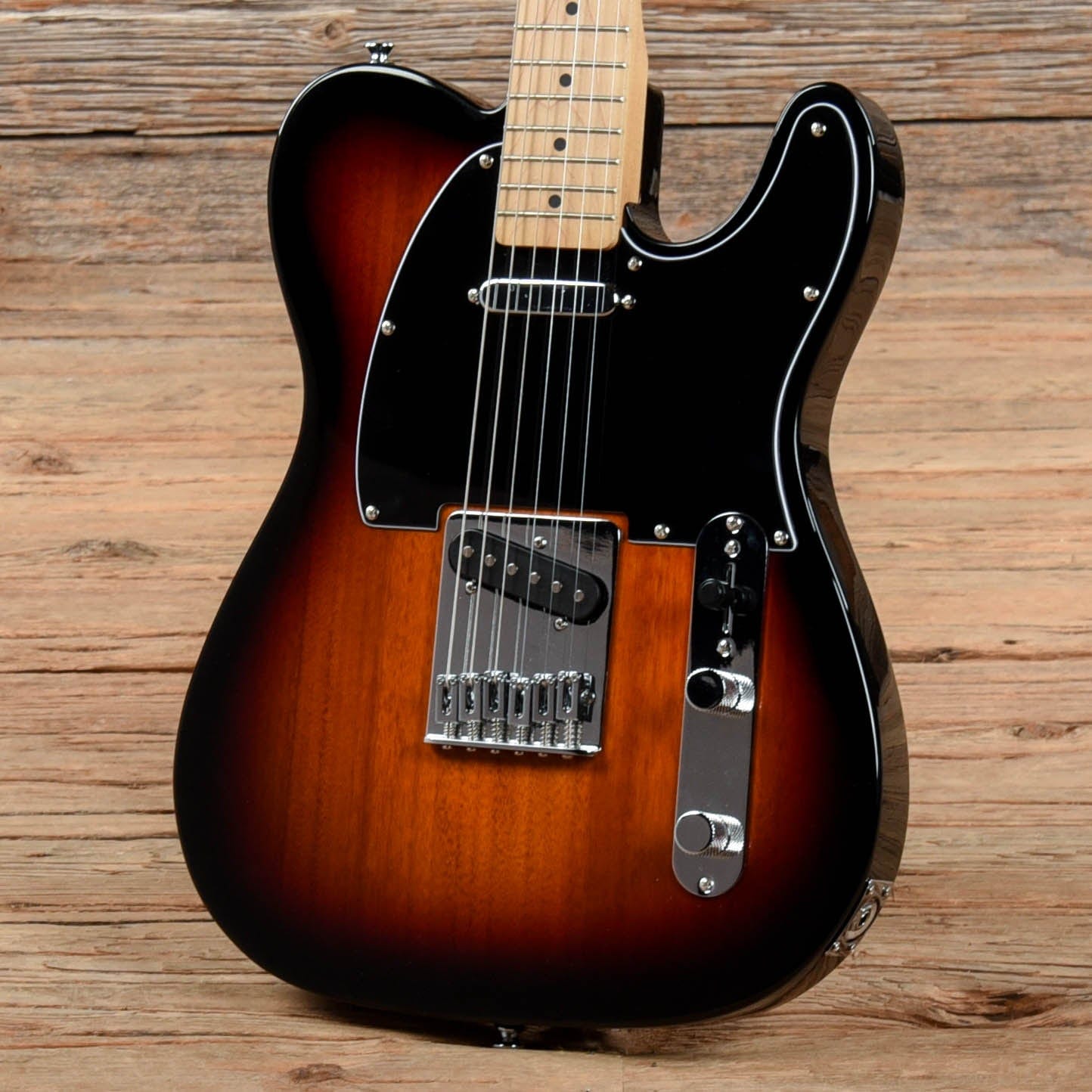 Squier Affinity Telecaster 3-Tone Sunburst Electric Guitars / Solid Body