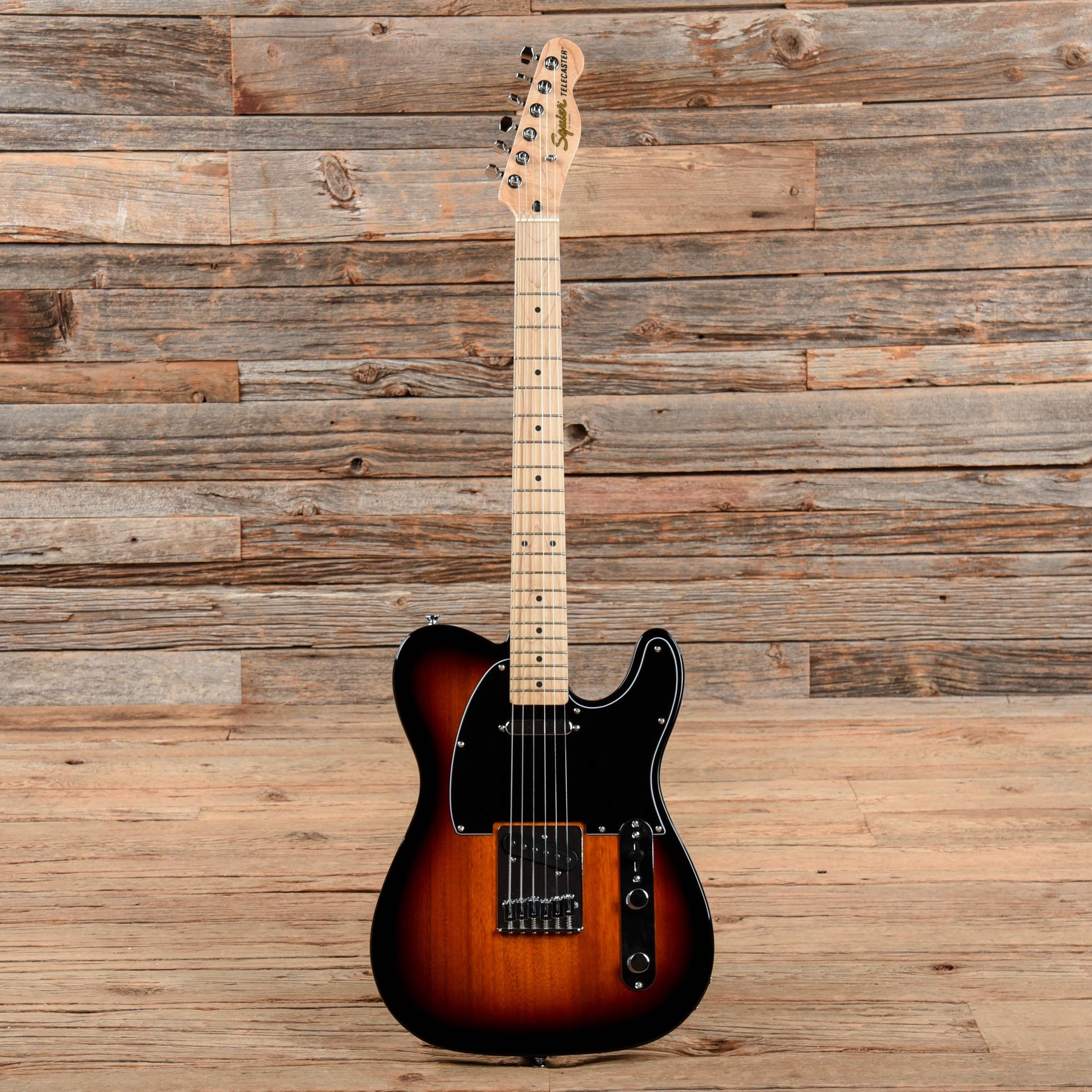 Squier Affinity Telecaster 3-Tone Sunburst Electric Guitars / Solid Body
