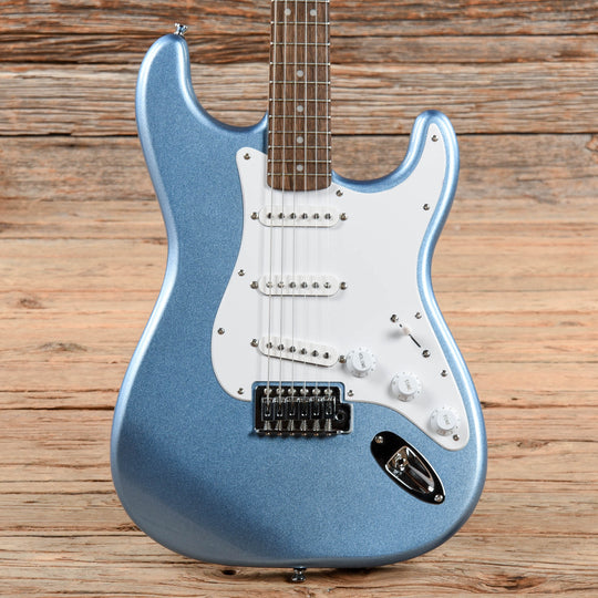 Squier Bullet Stratocaster with Tremolo Lake Placid Blue 2019 Electric Guitars / Solid Body